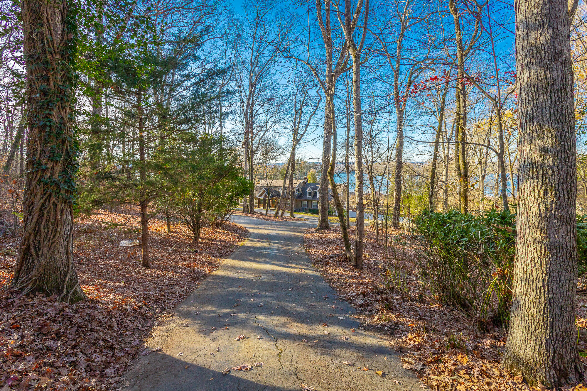 5701 Island View Drive