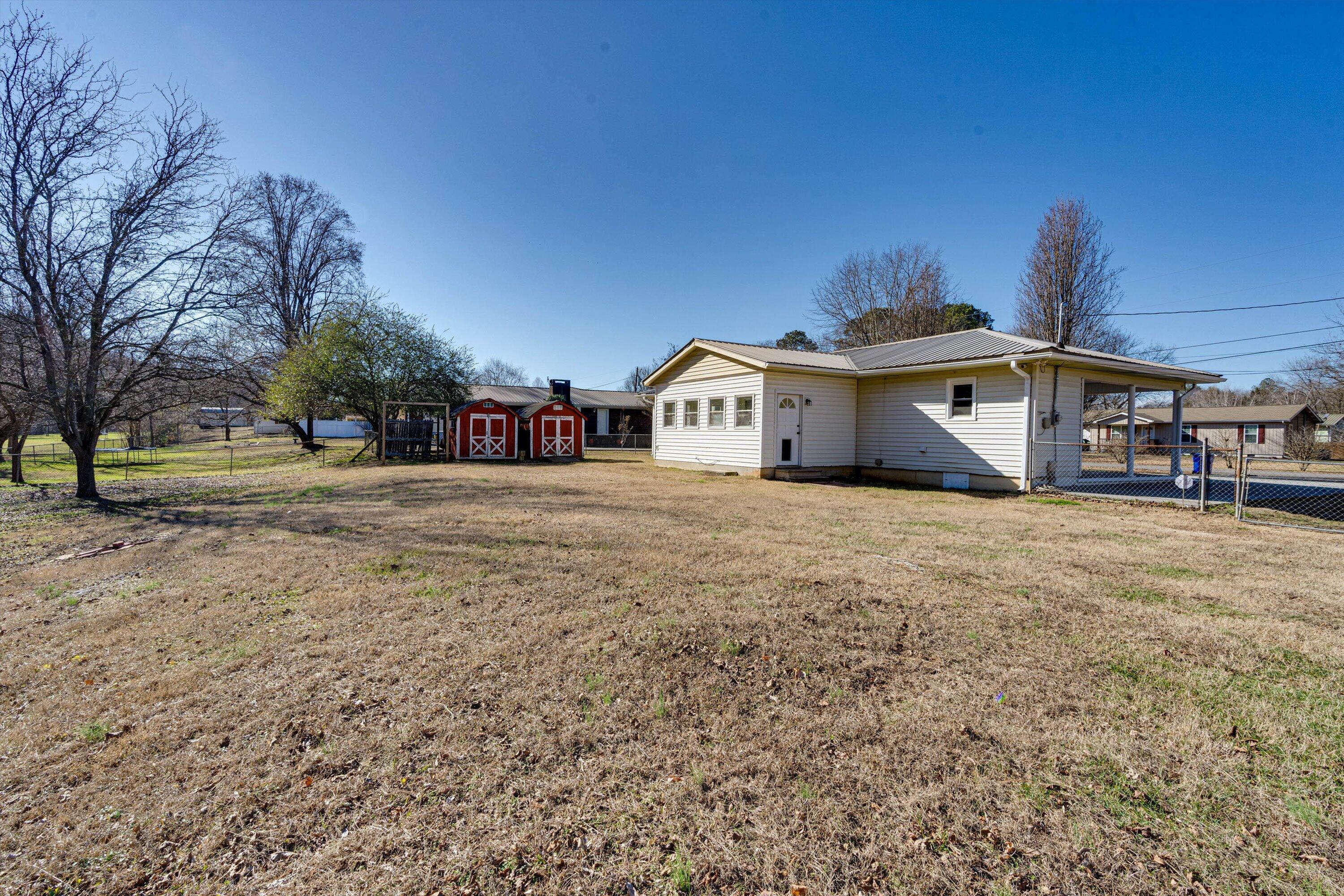 1305 SW Blount Avenue