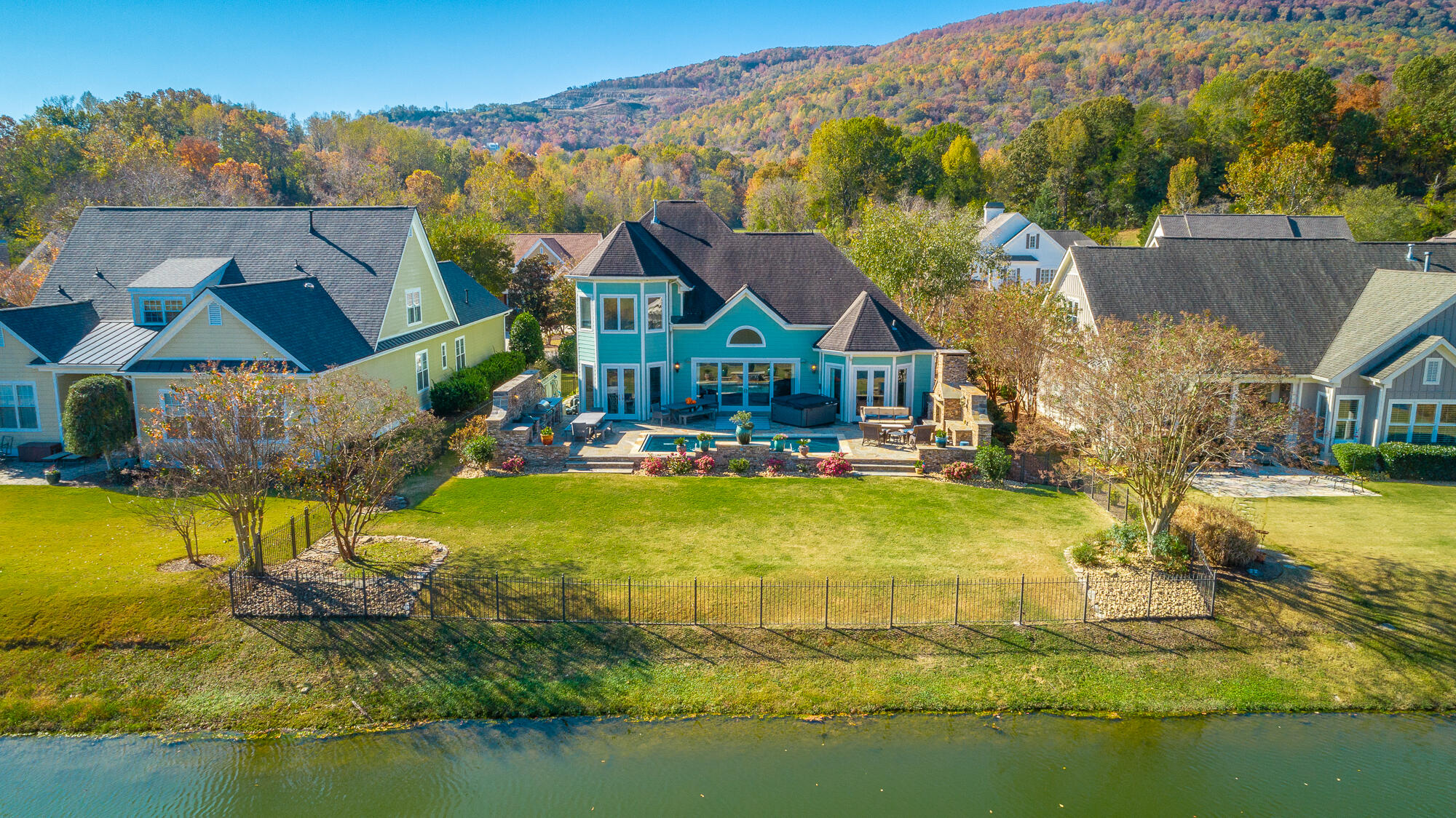 730 Black Creek Dr