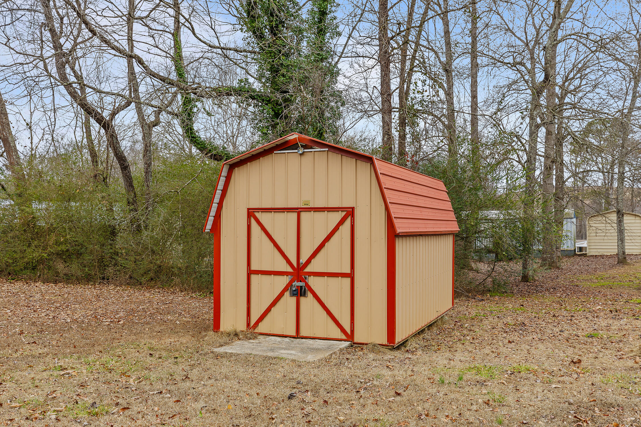 302 Rogers Ln