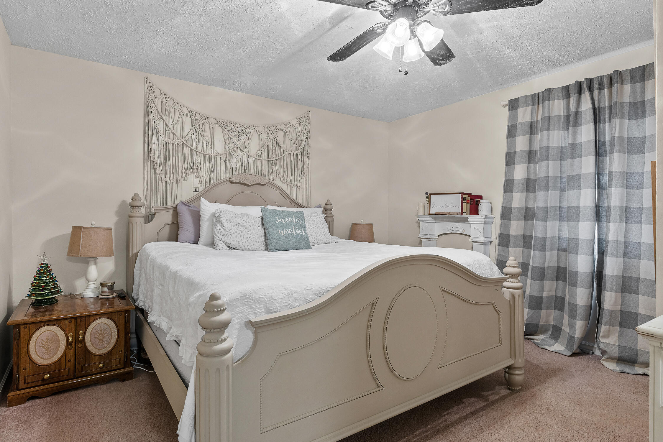 302 Rogers Ln