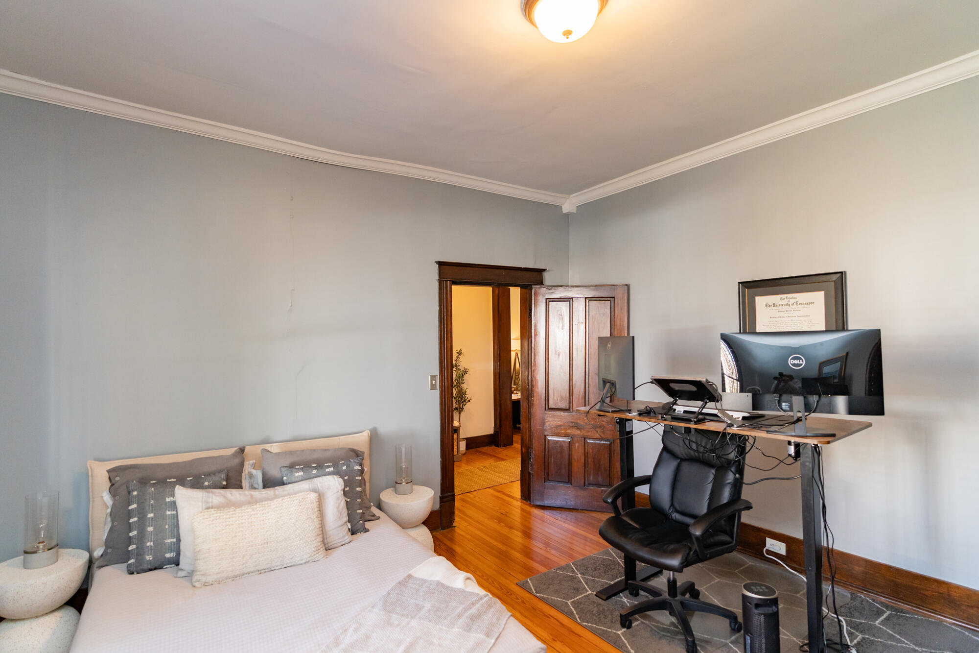 1616 E 14th Street