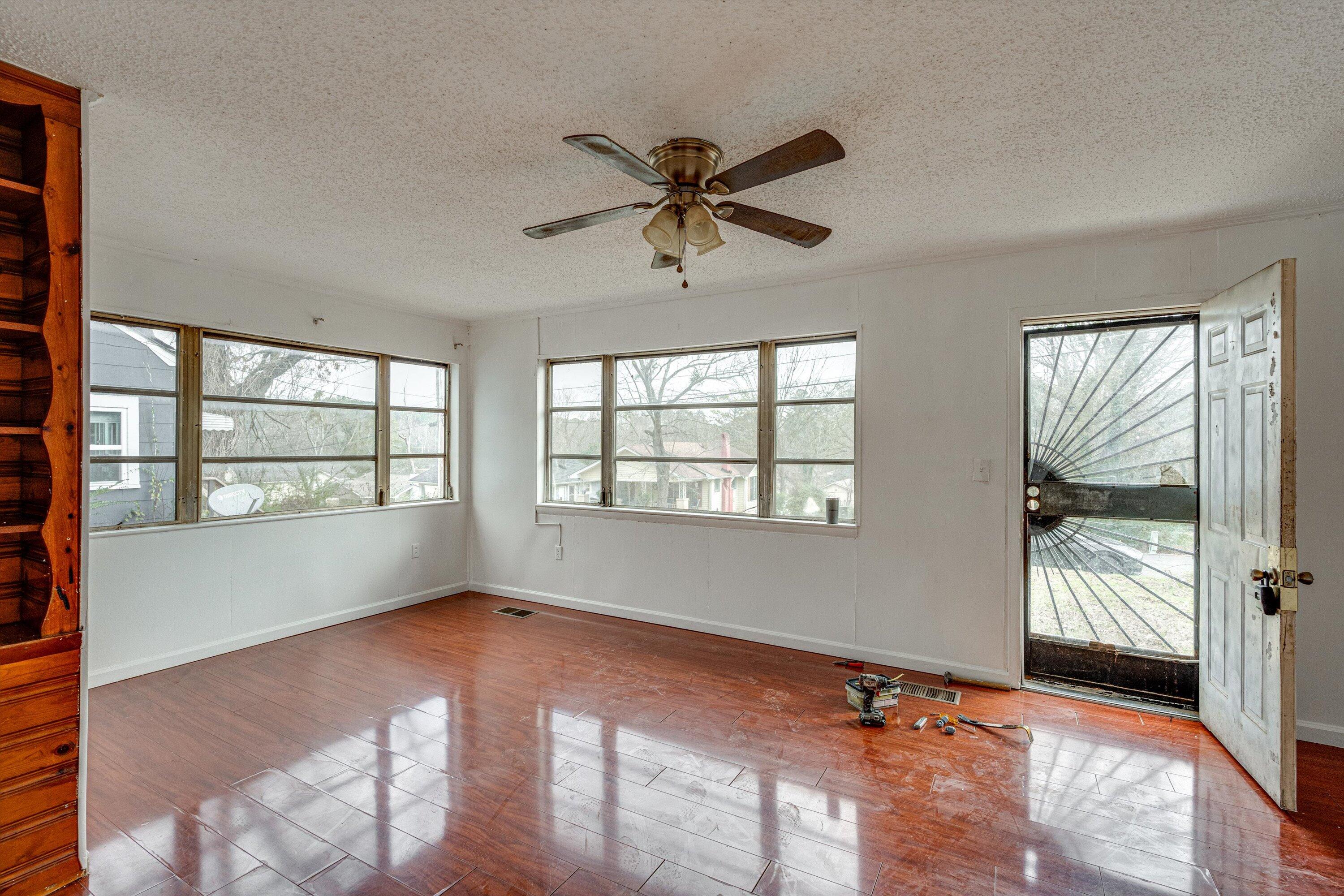 1007 Belmeade Ave