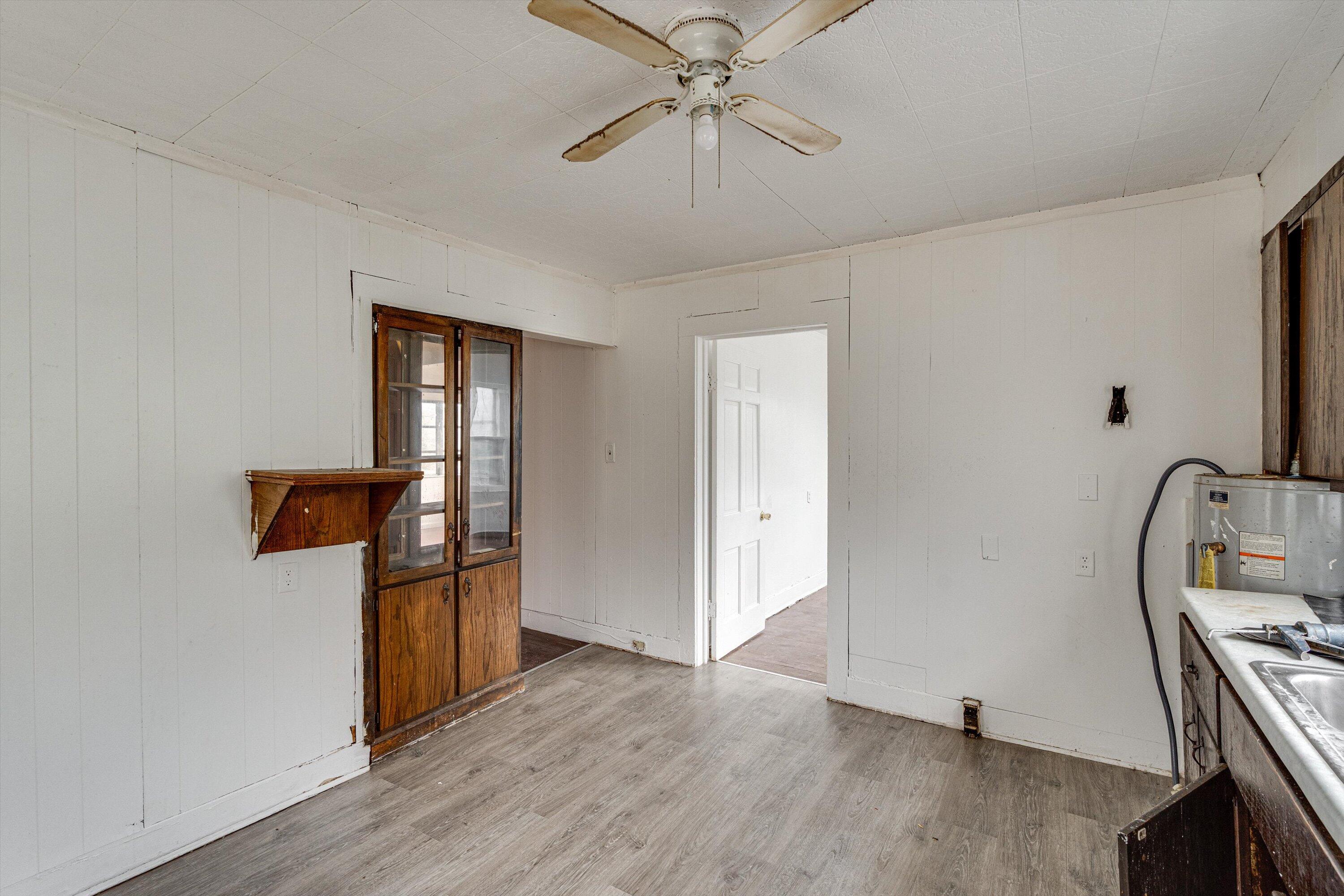 1007 Belmeade Ave