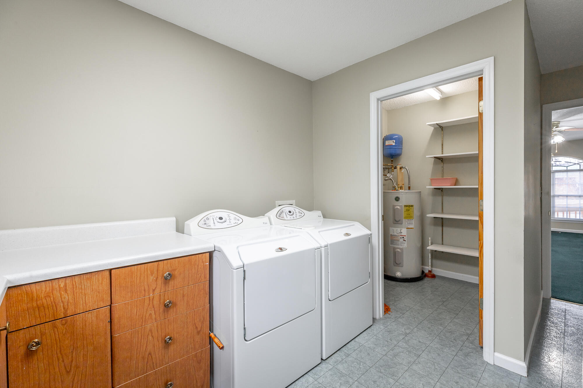 1363 Ridgefield Circle