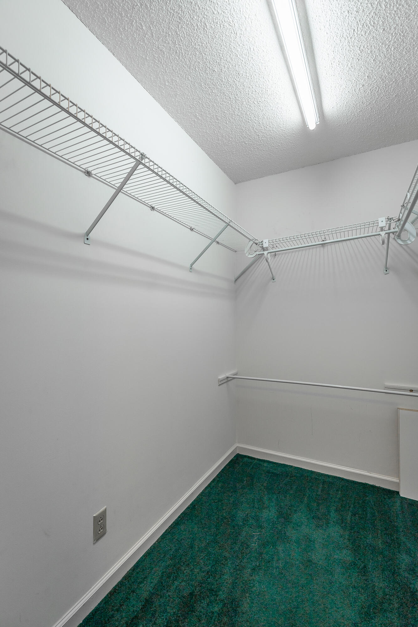 1363 Ridgefield Circle