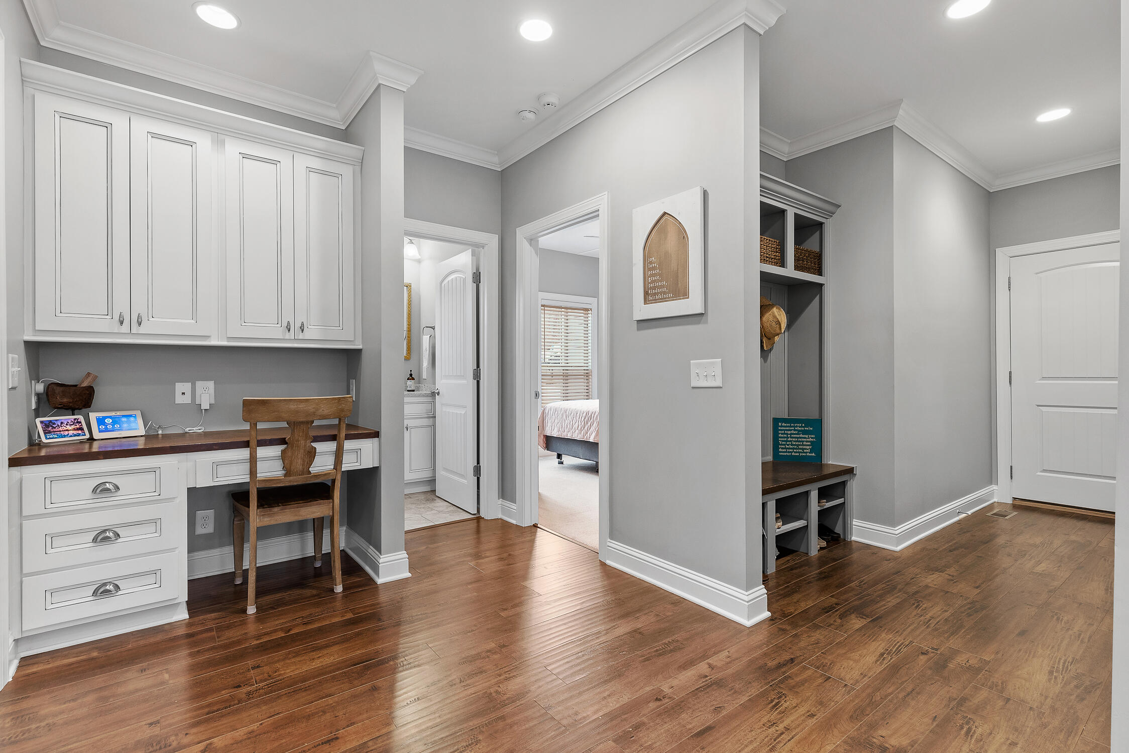 2410 Mountain Road