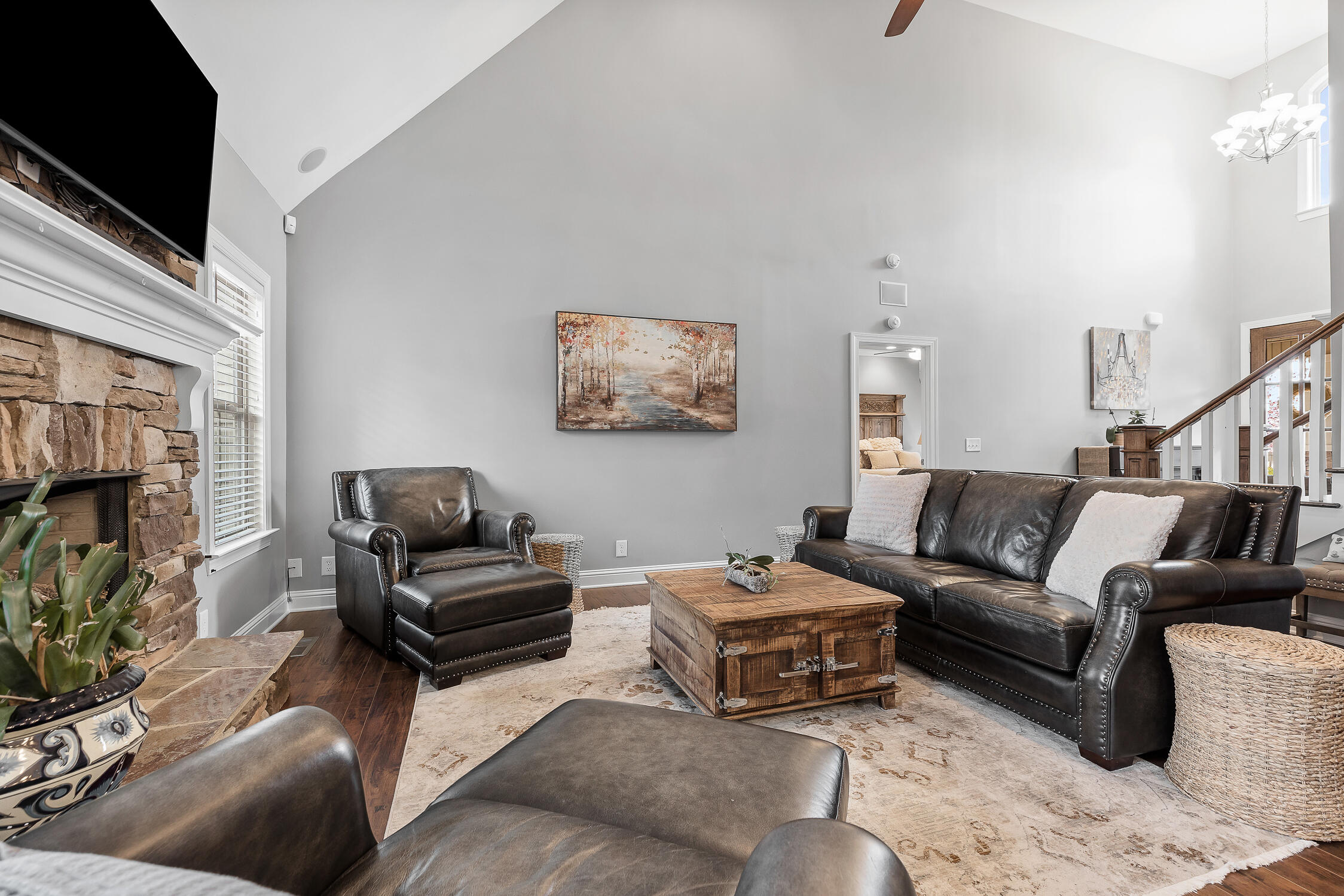 2410 Mountain Road