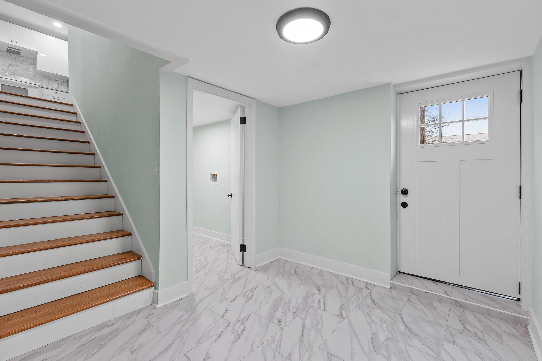 3802 Altamira Dr
