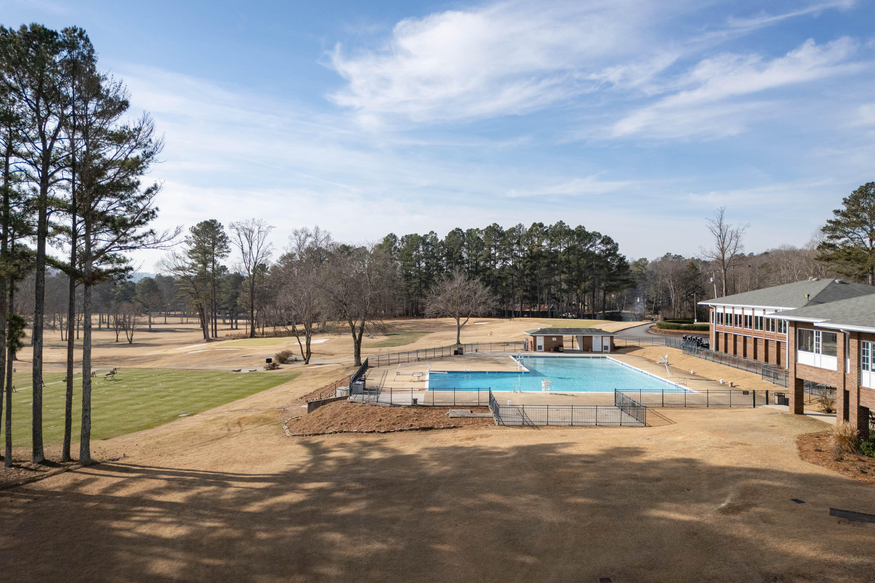 875 NW Golf View Drive