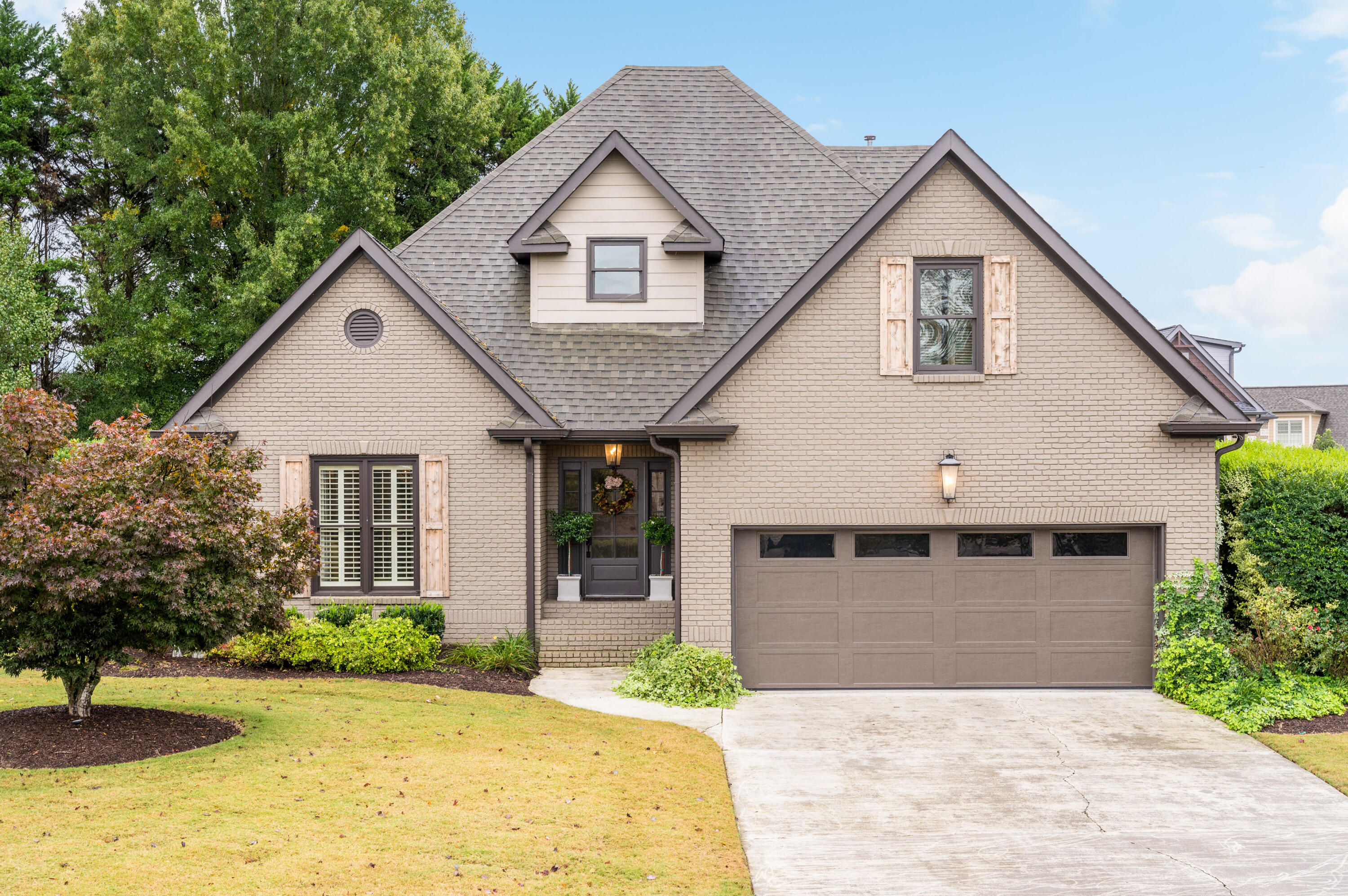 202 Dancing Fern Tr