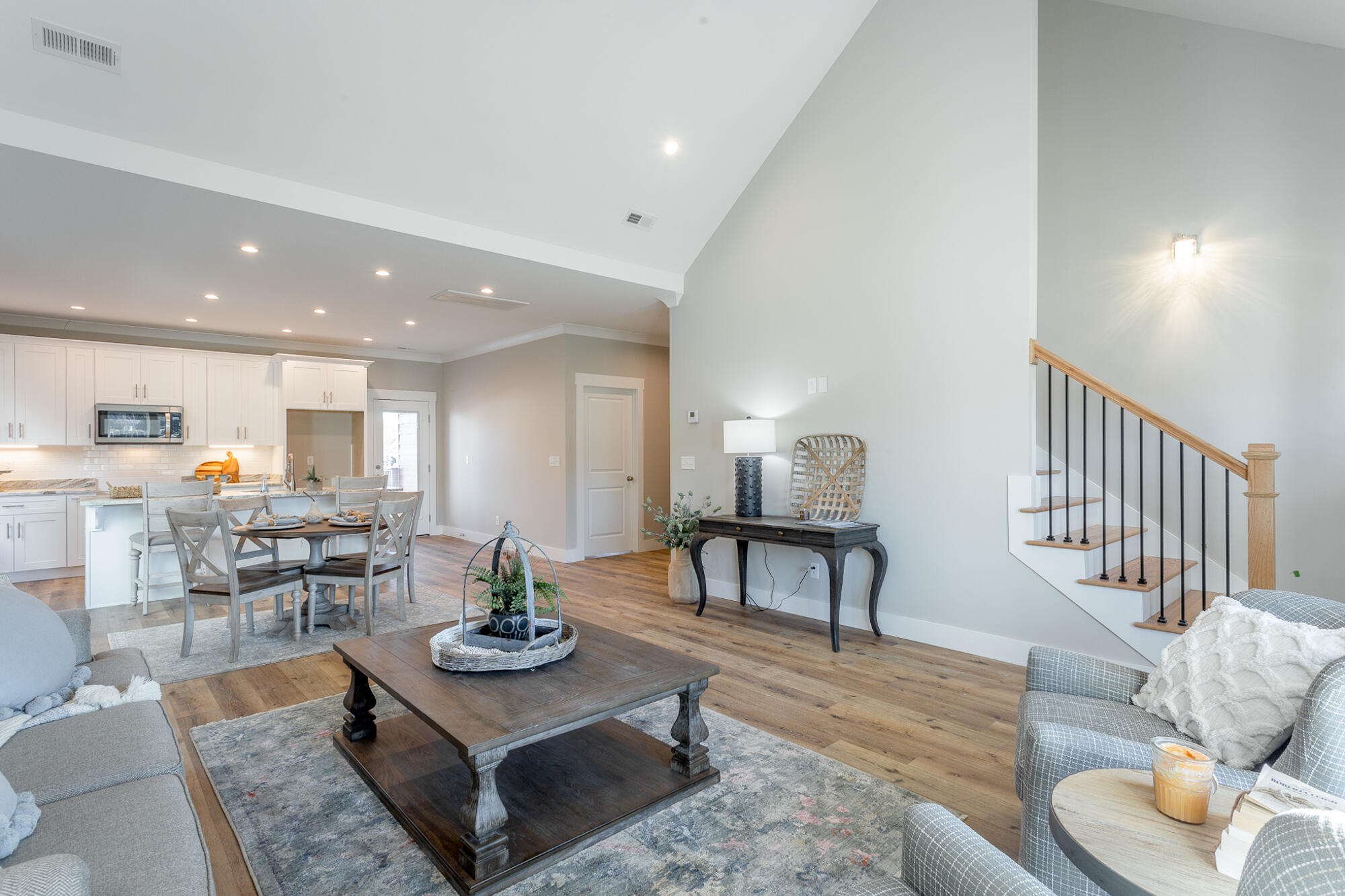 407 Willow Grove Court, 31