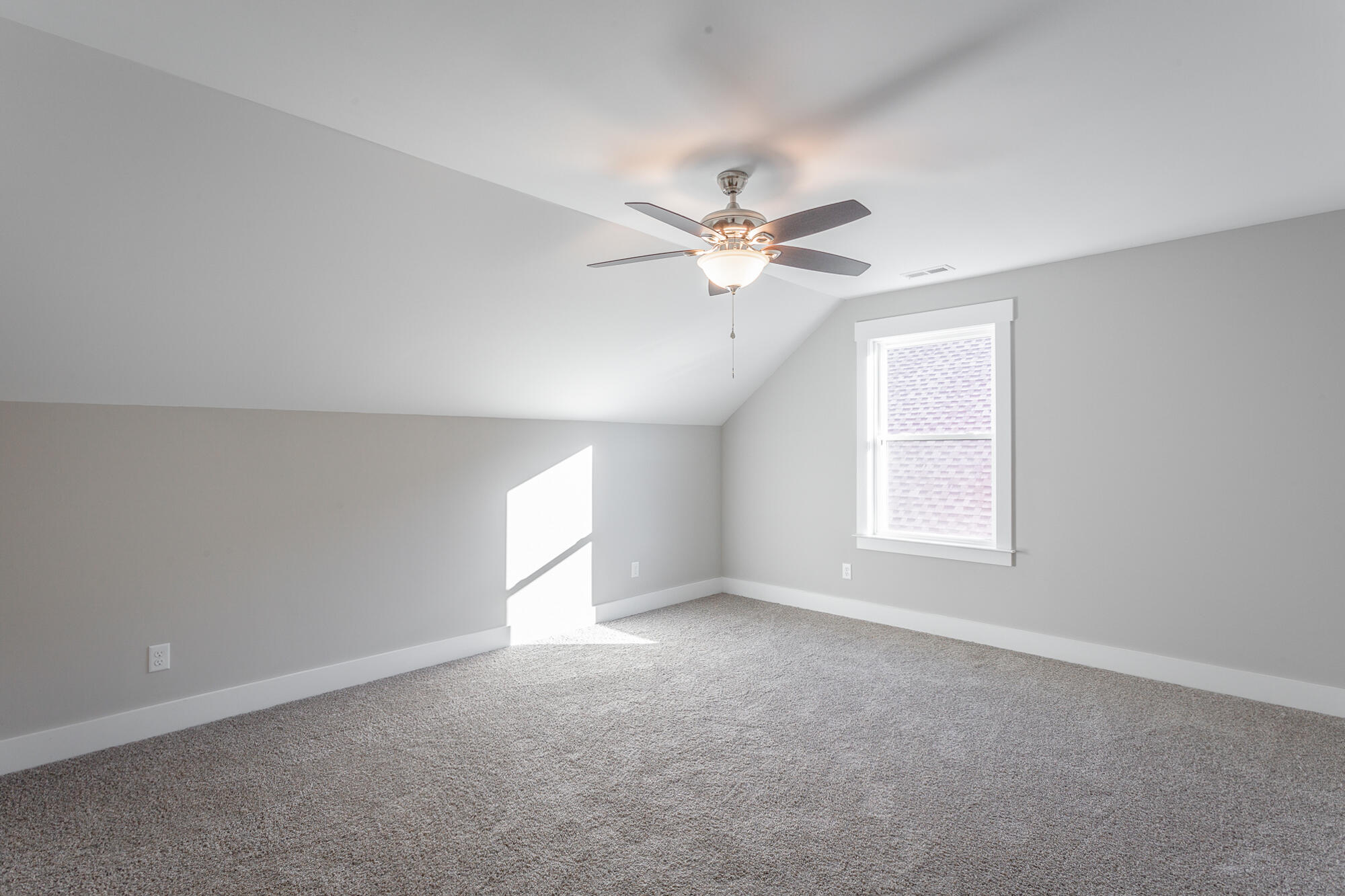 407 Willow Grove Court, 31