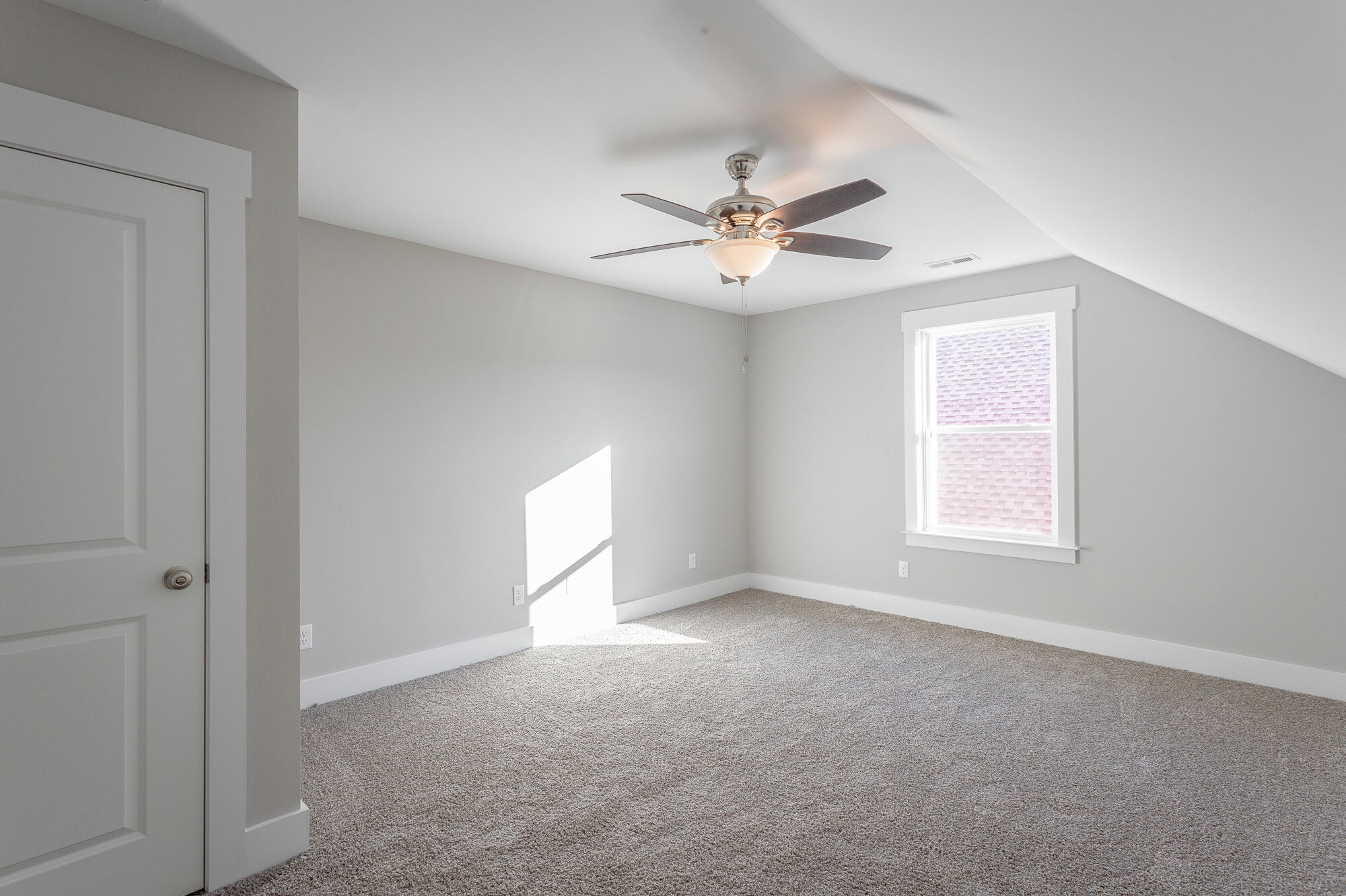 407 Willow Grove Court, 31