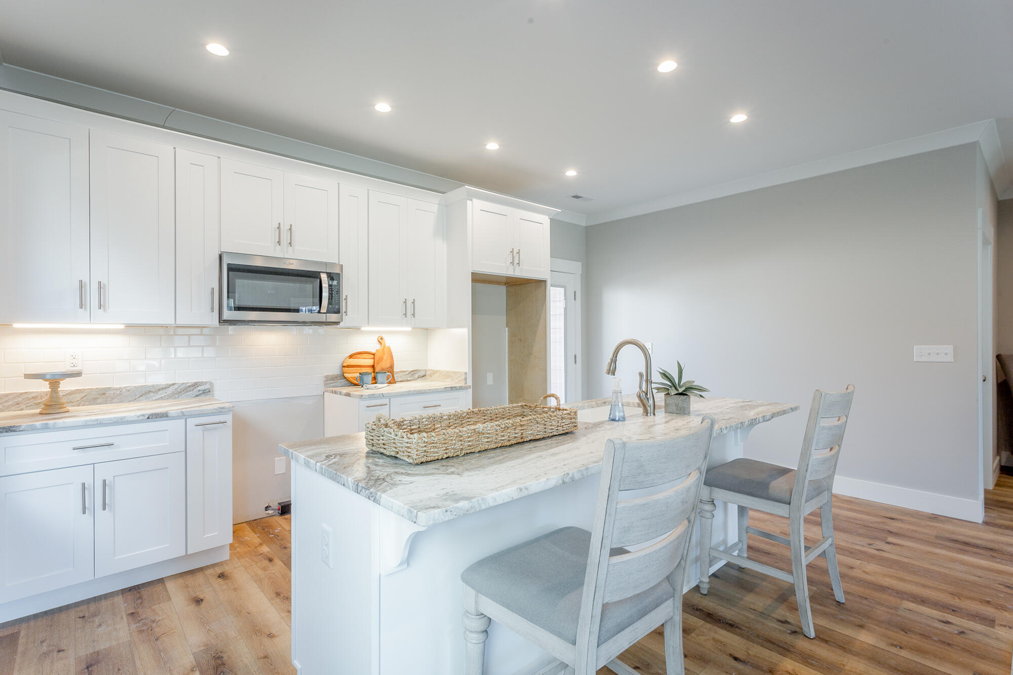407 Willow Grove Court, 31