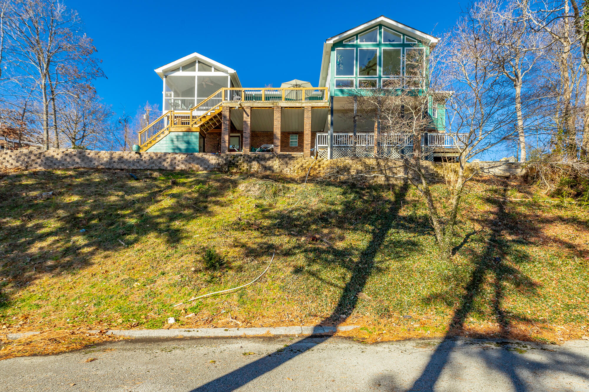 9856 Waterside Way