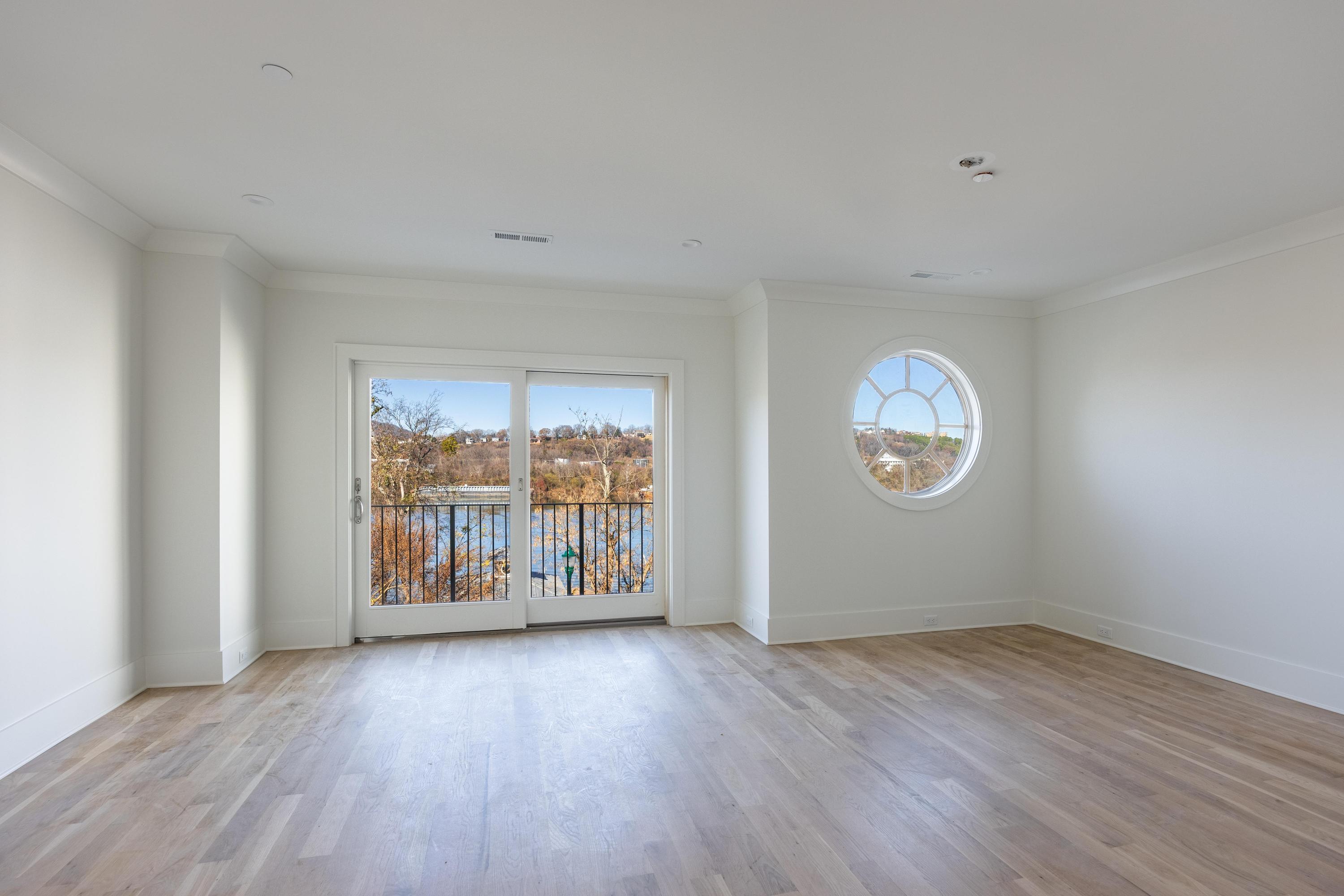 726 Latitude Circle, 21