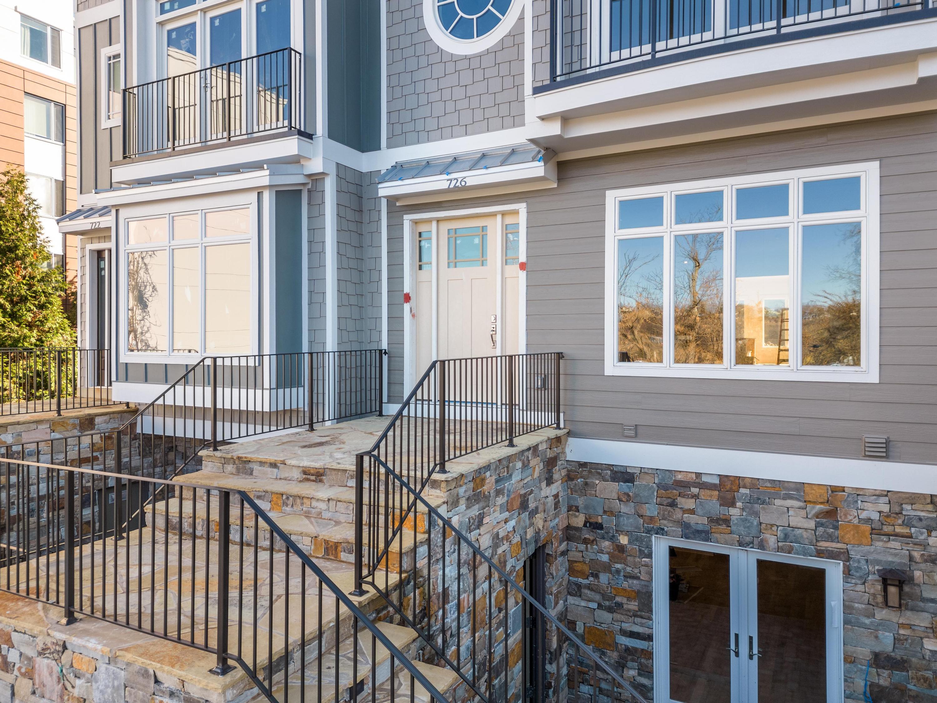 726 Latitude Circle, 21