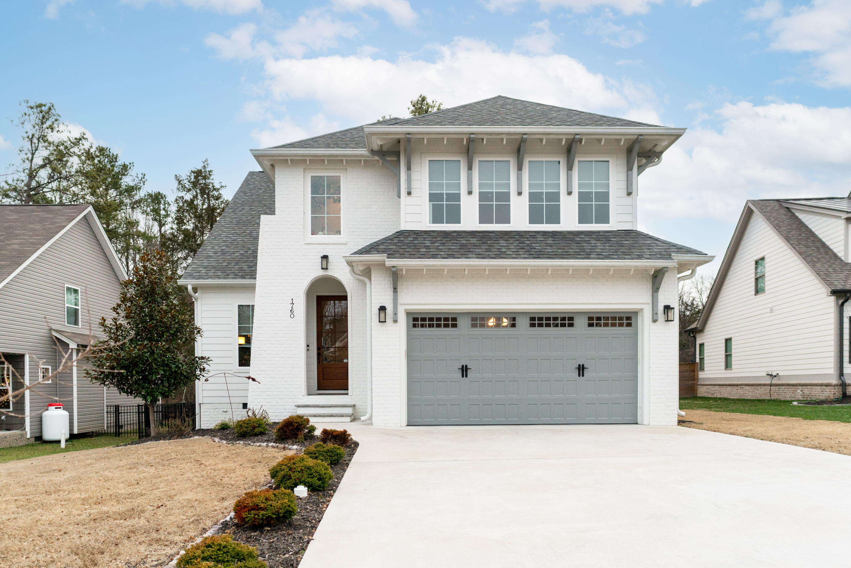 1760 Oakvale Drive