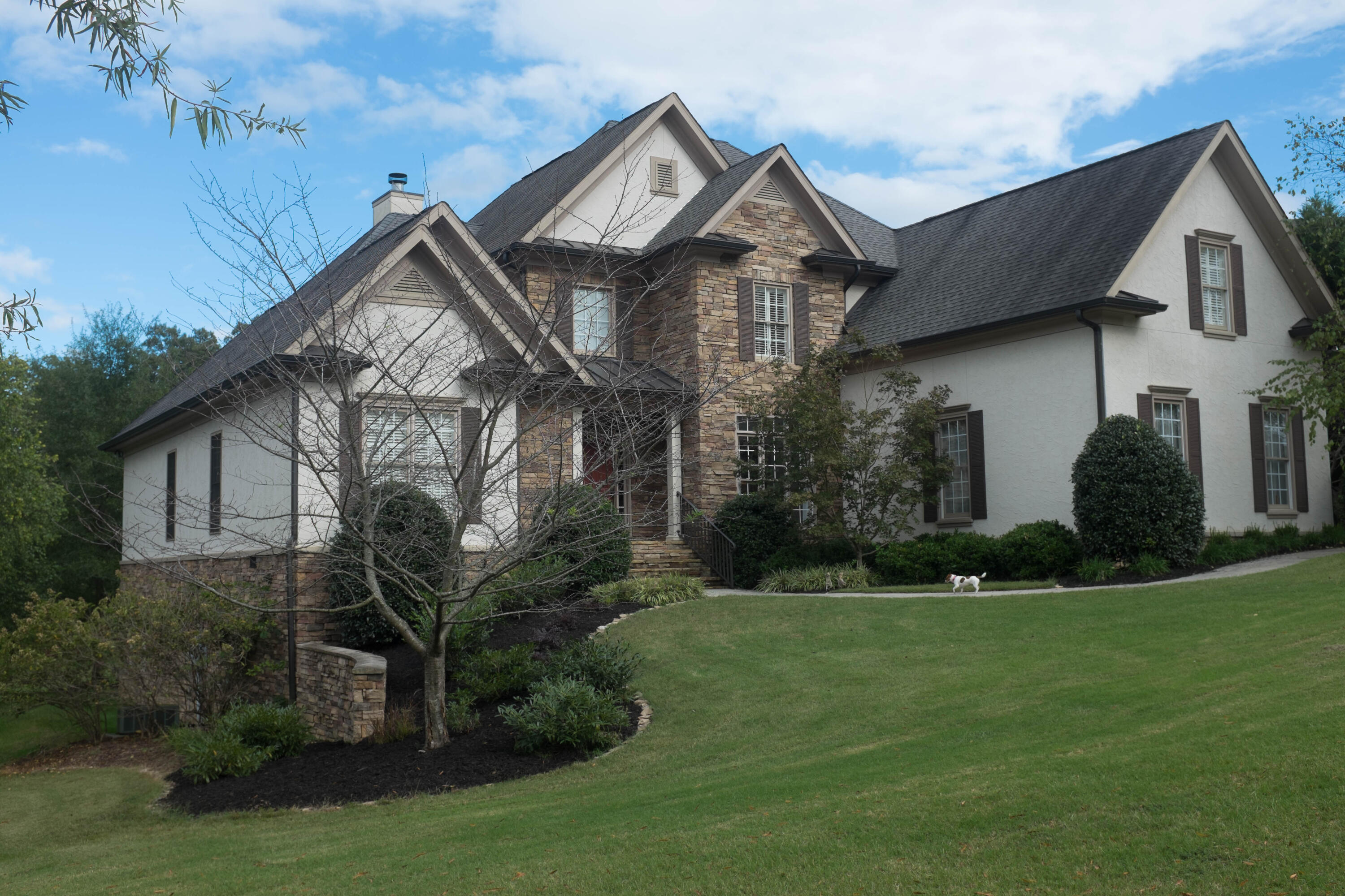 1145 Enclave Rd