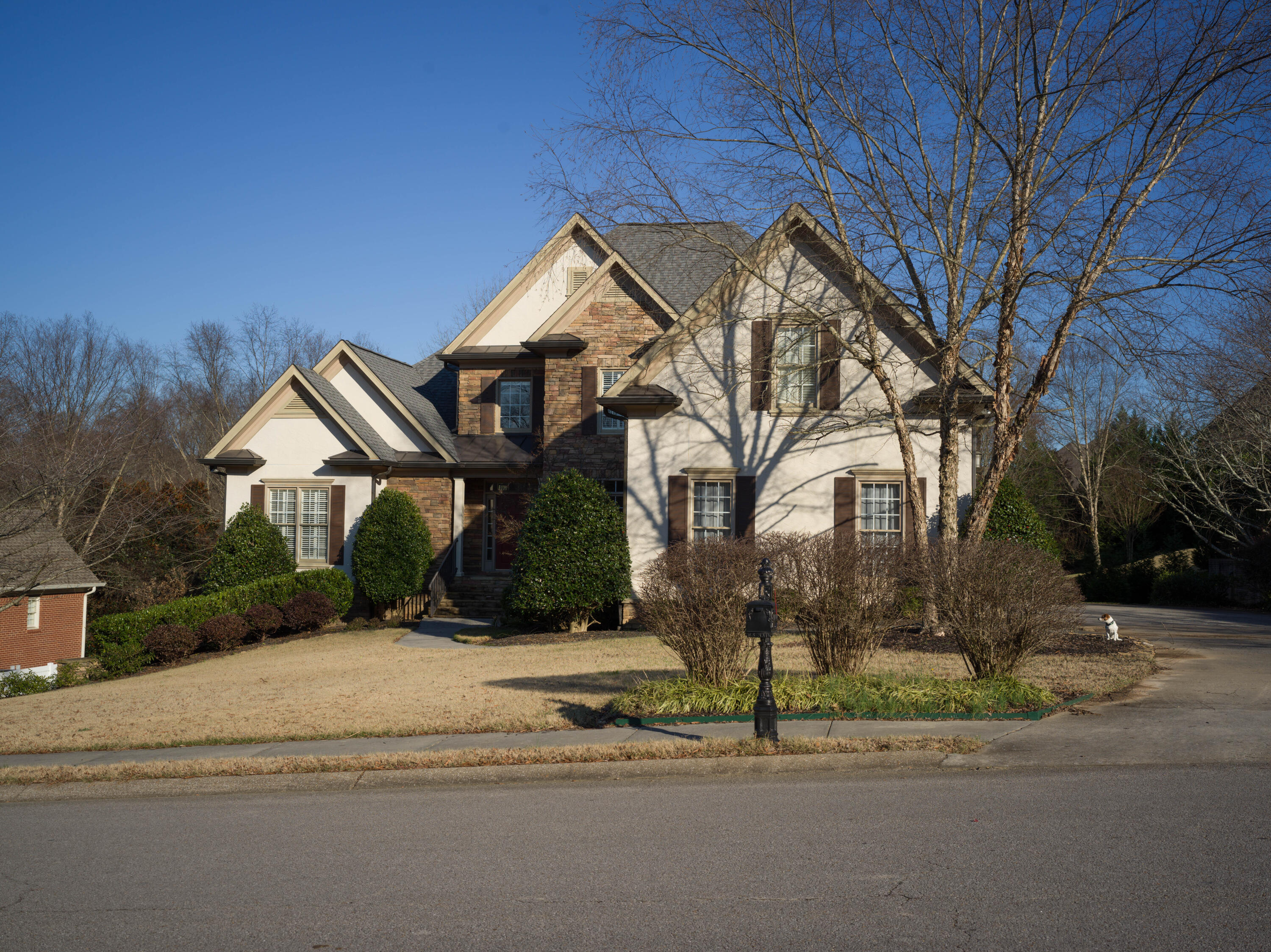 1145 Enclave Rd