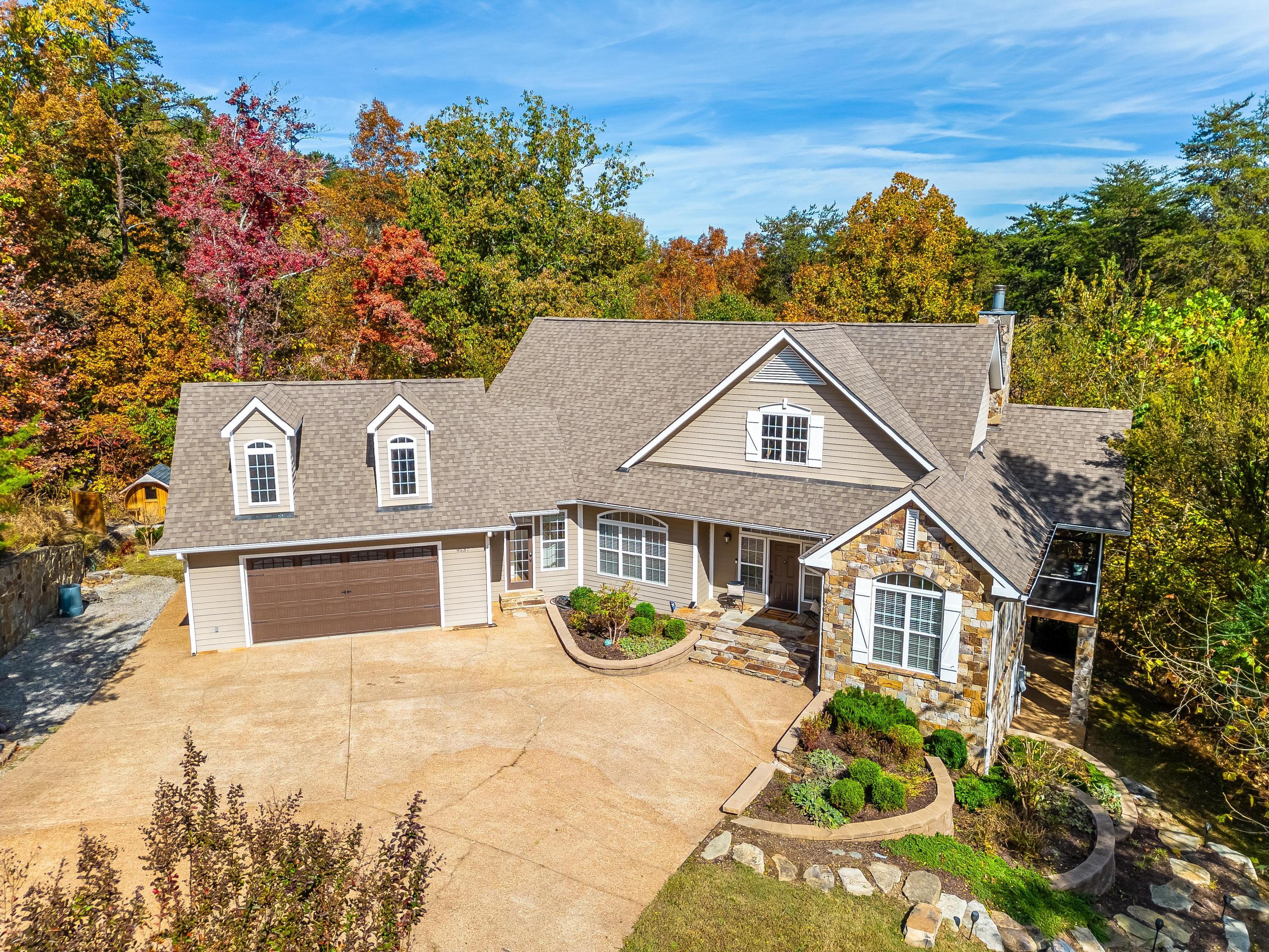 9537 Owl Gap Lane