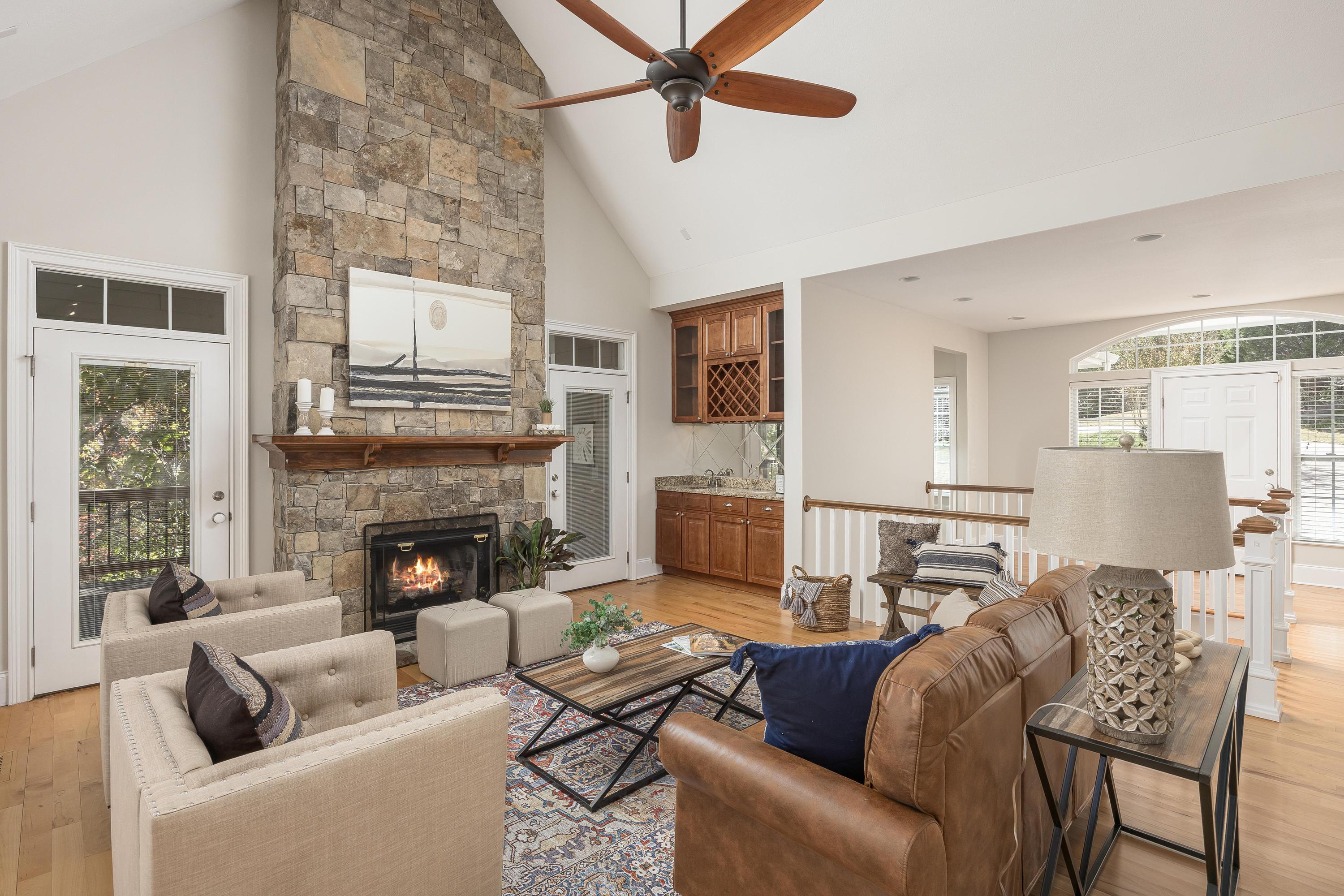 9537 Owl Gap Lane
