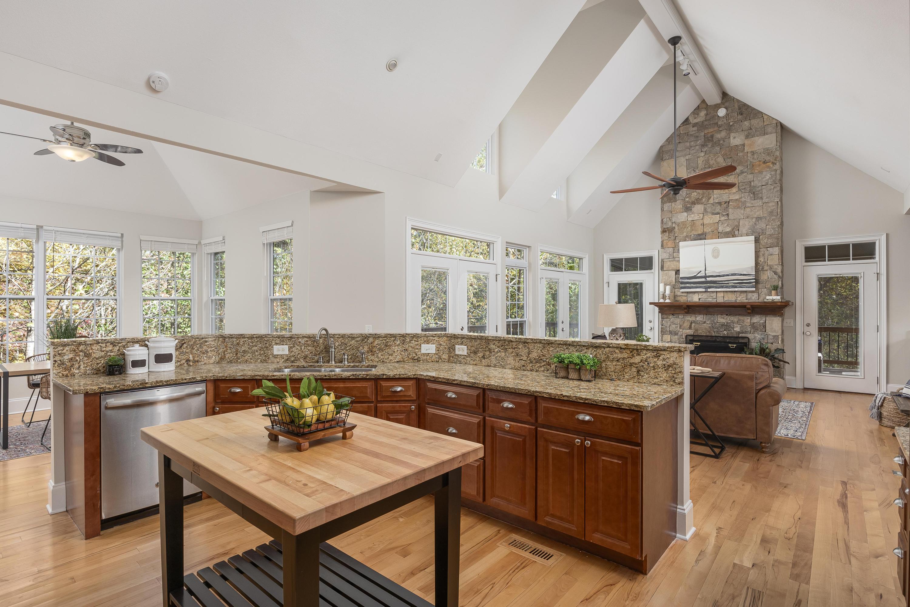 9537 Owl Gap Lane