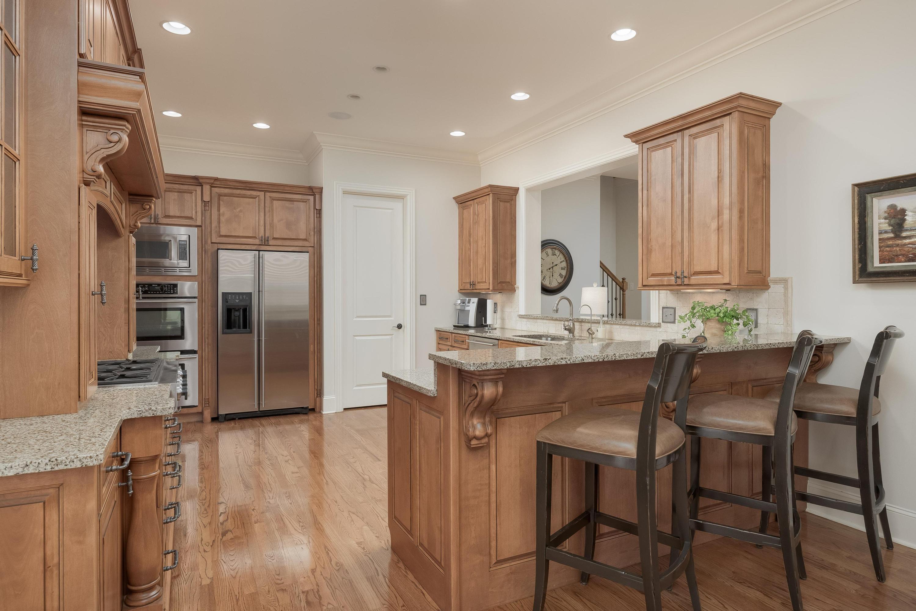 1247 Longholm Court