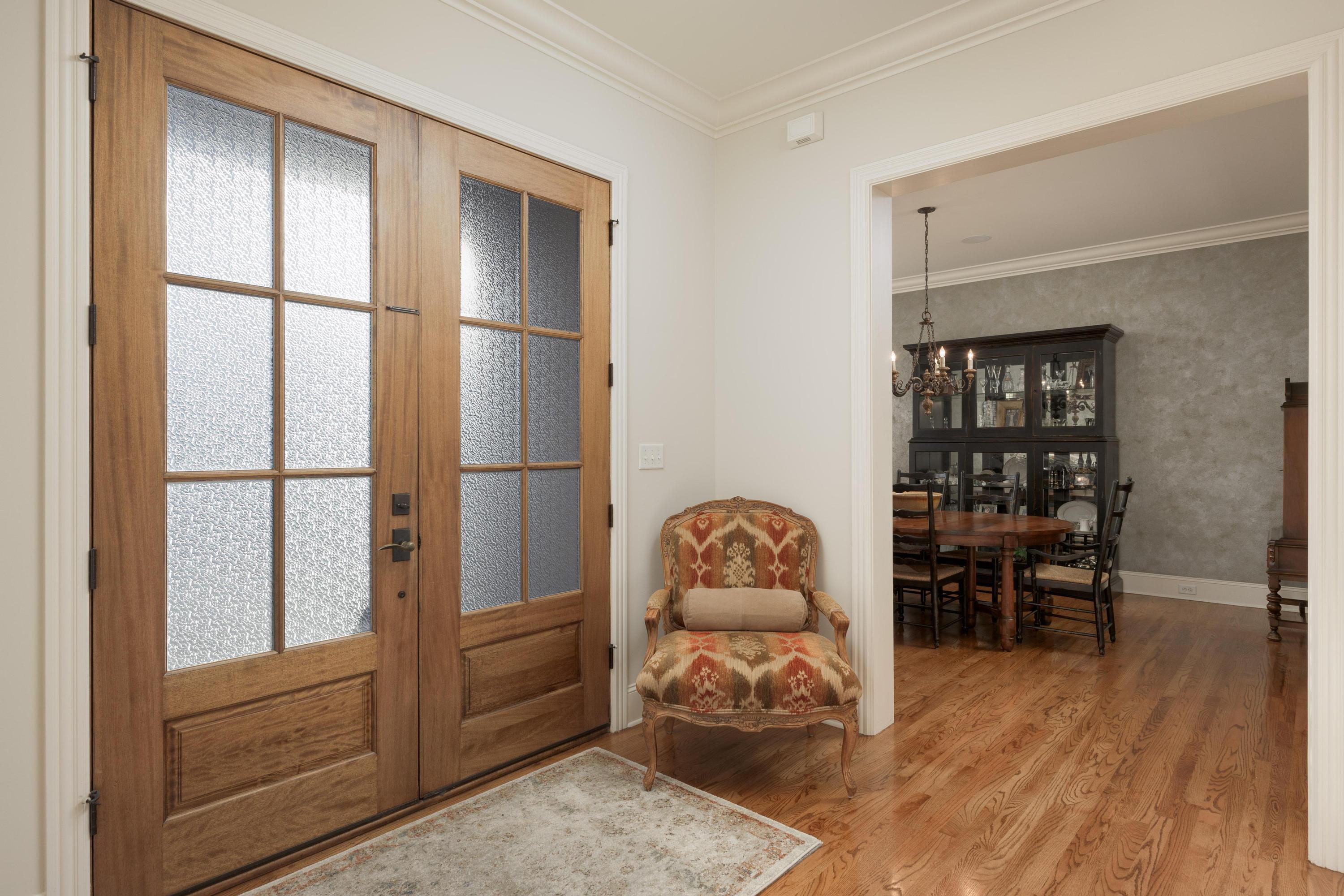 1247 Longholm Court