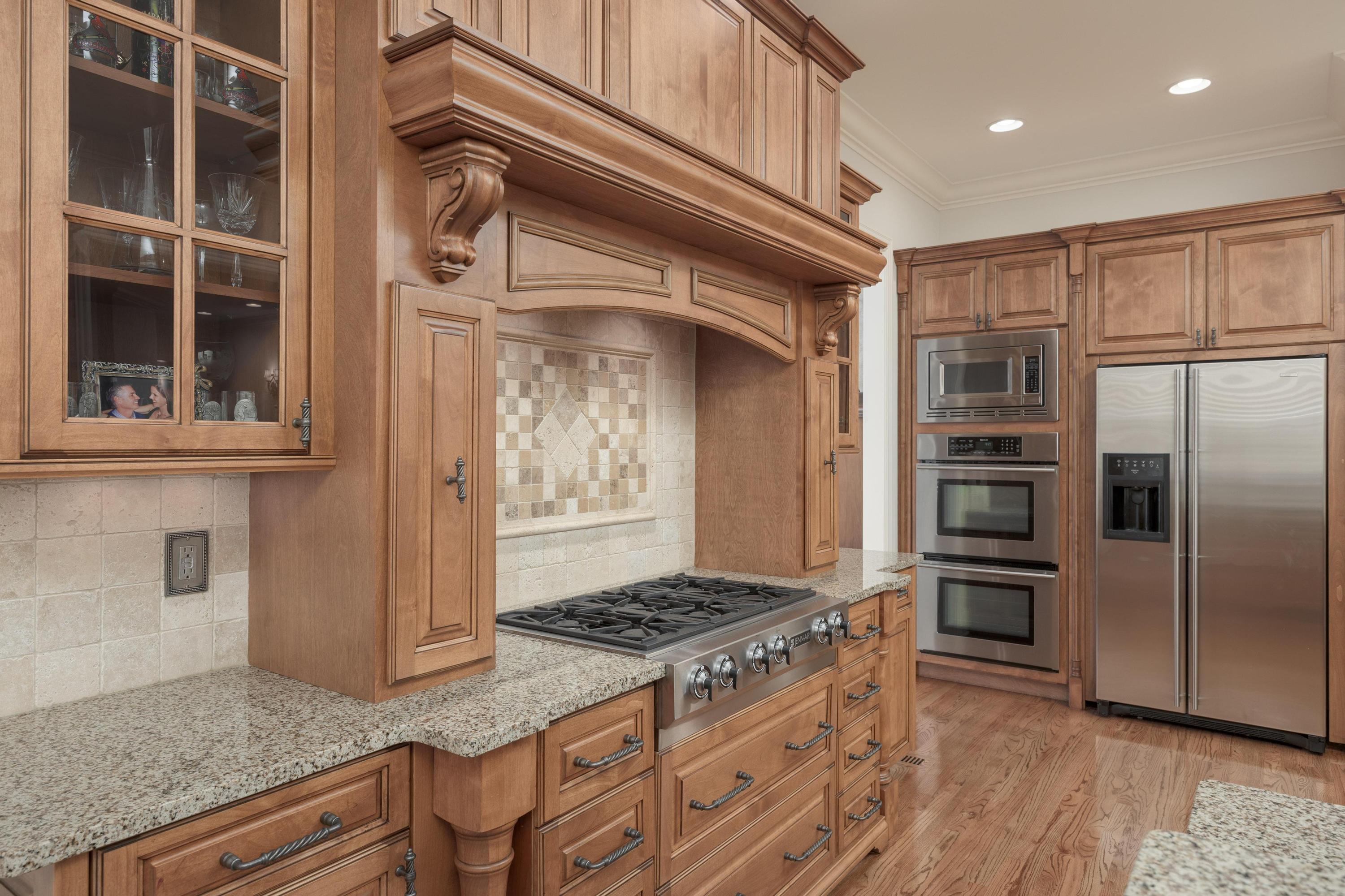 1247 Longholm Court
