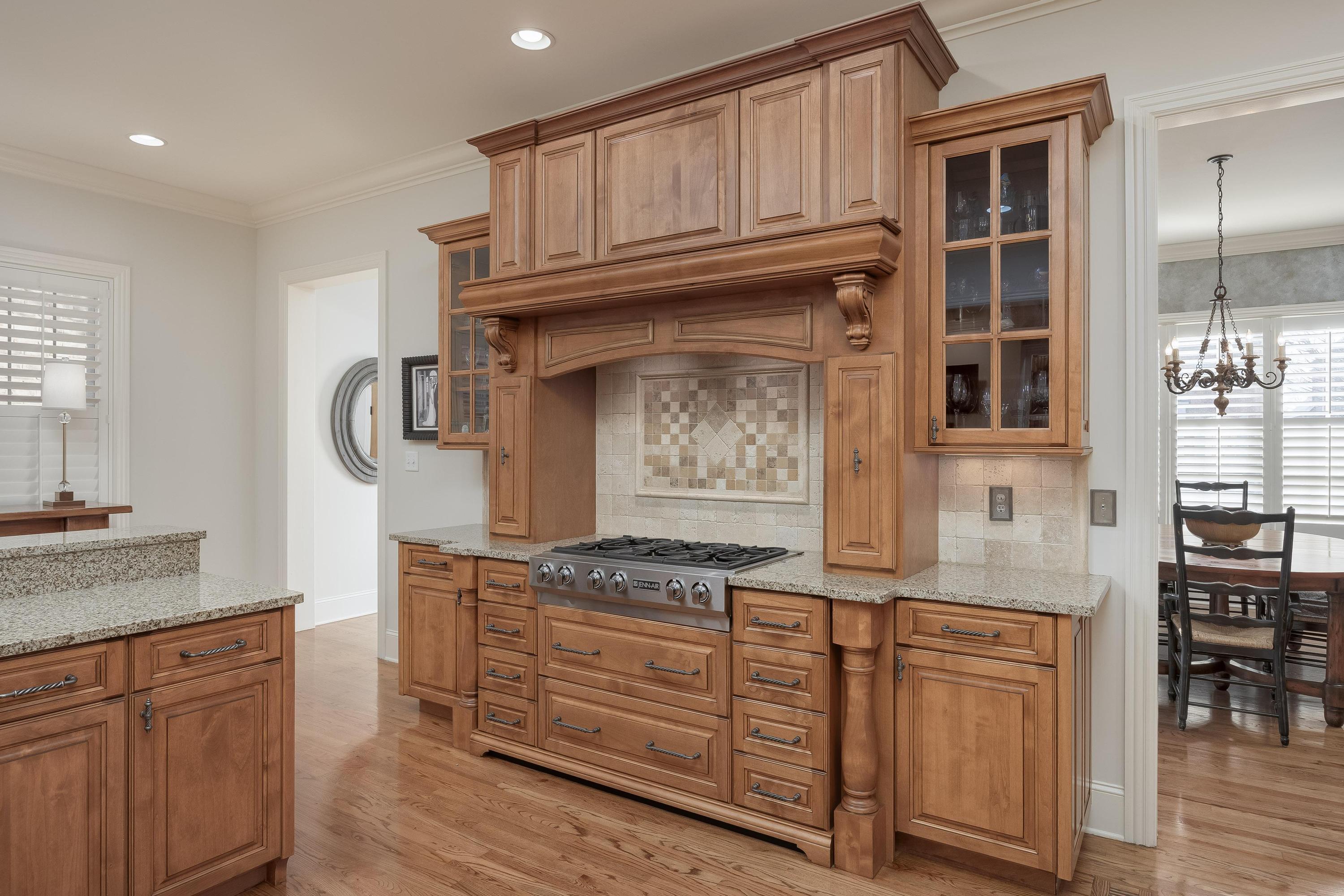 1247 Longholm Court