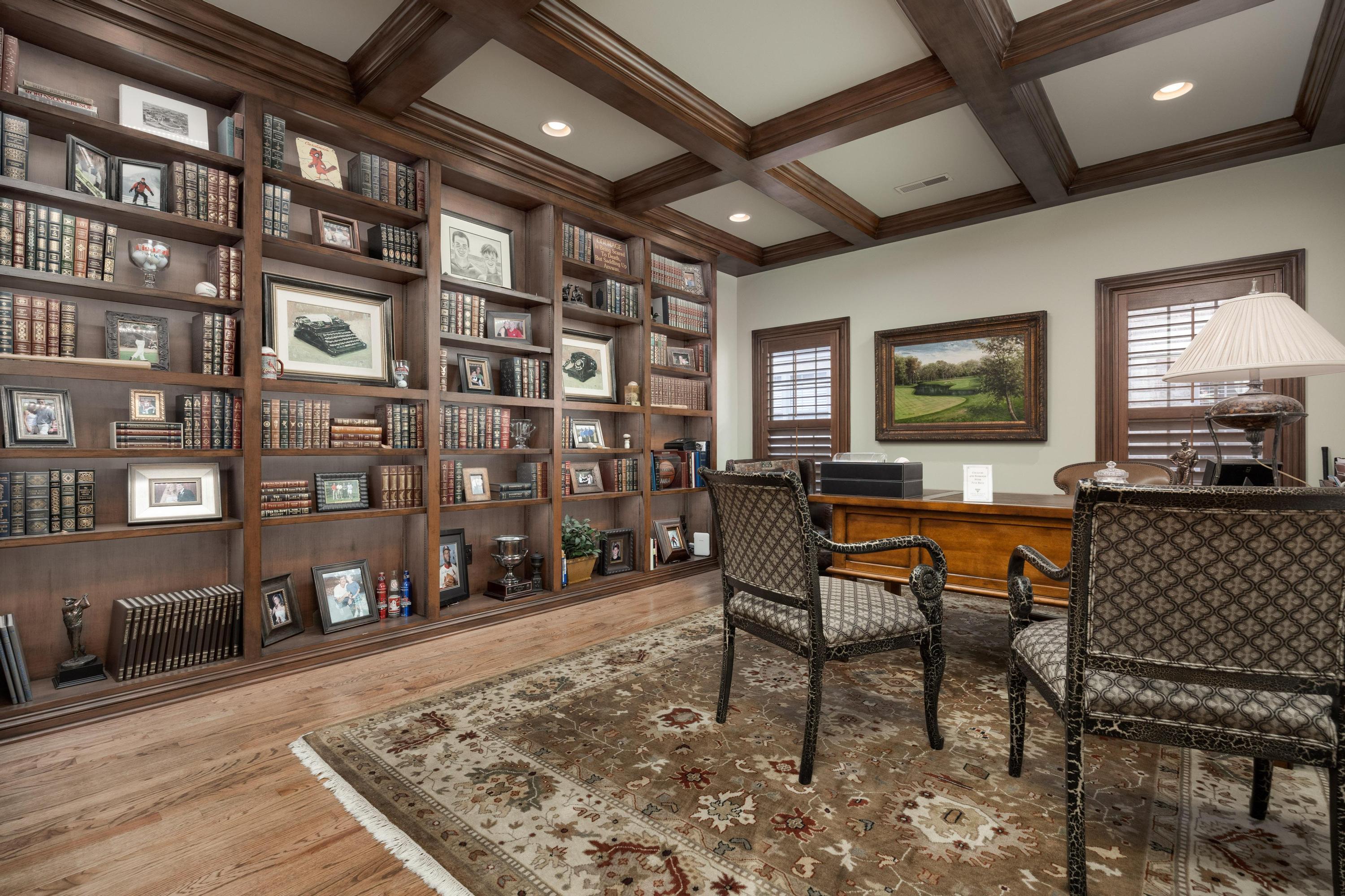 1247 Longholm Court