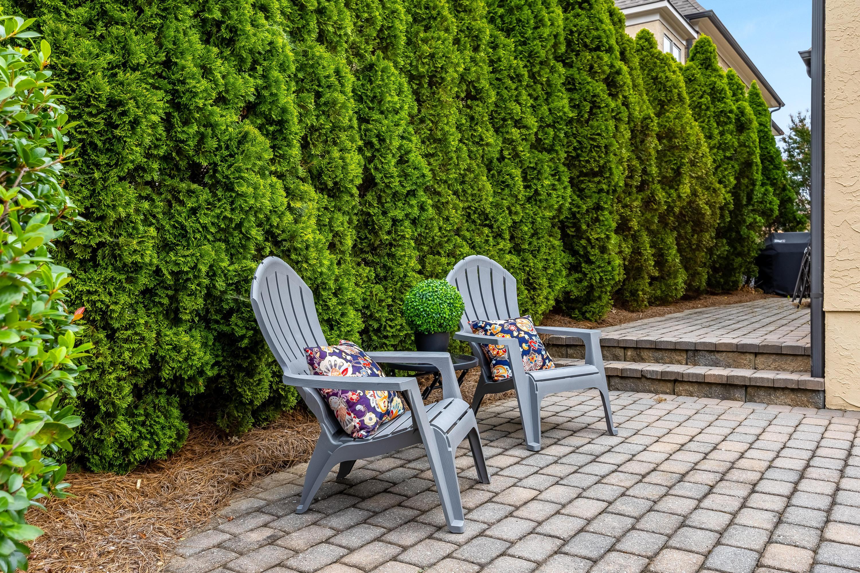 1247 Longholm Court