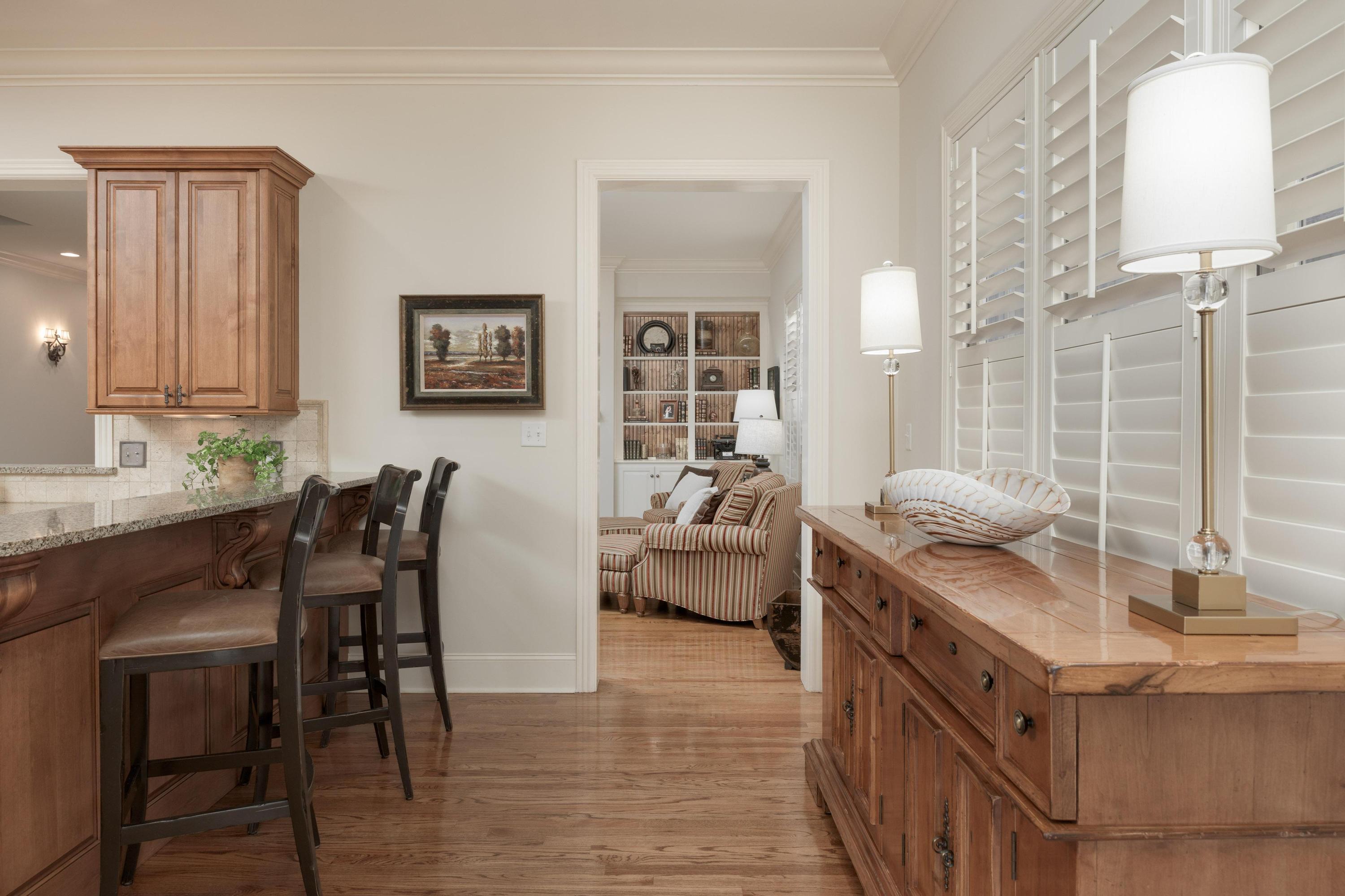 1247 Longholm Court
