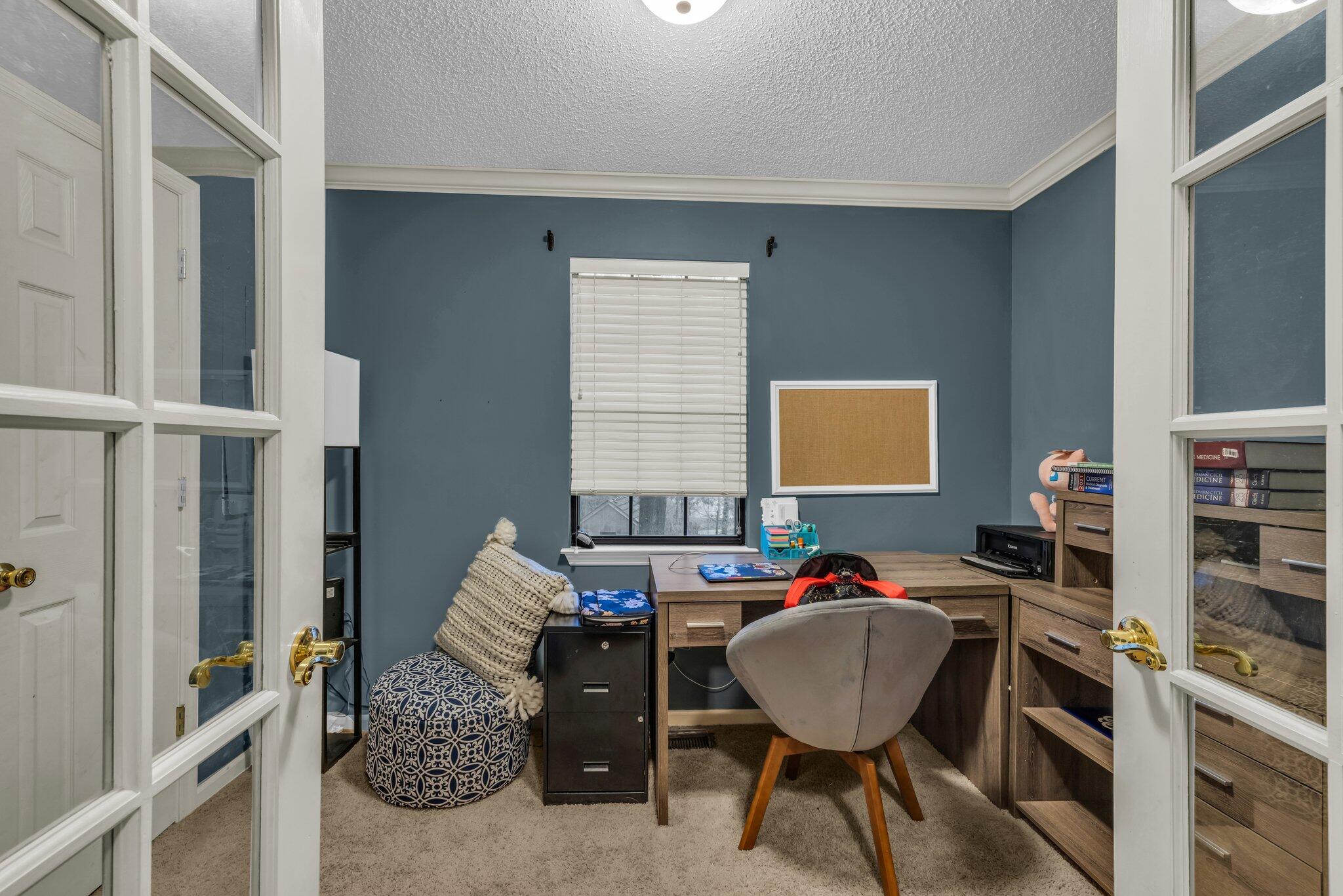 2308 Gale Lane
