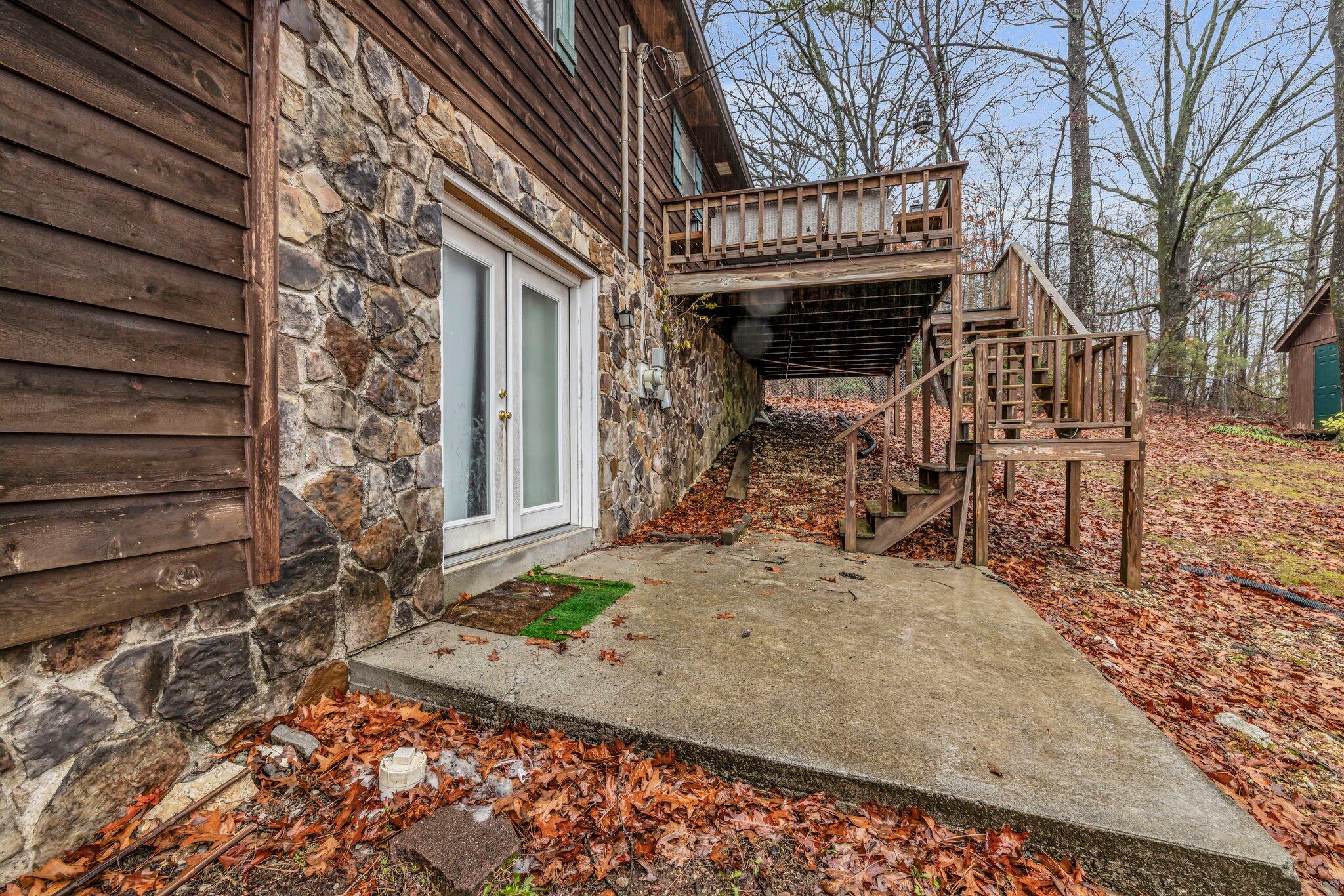 2308 Gale Lane