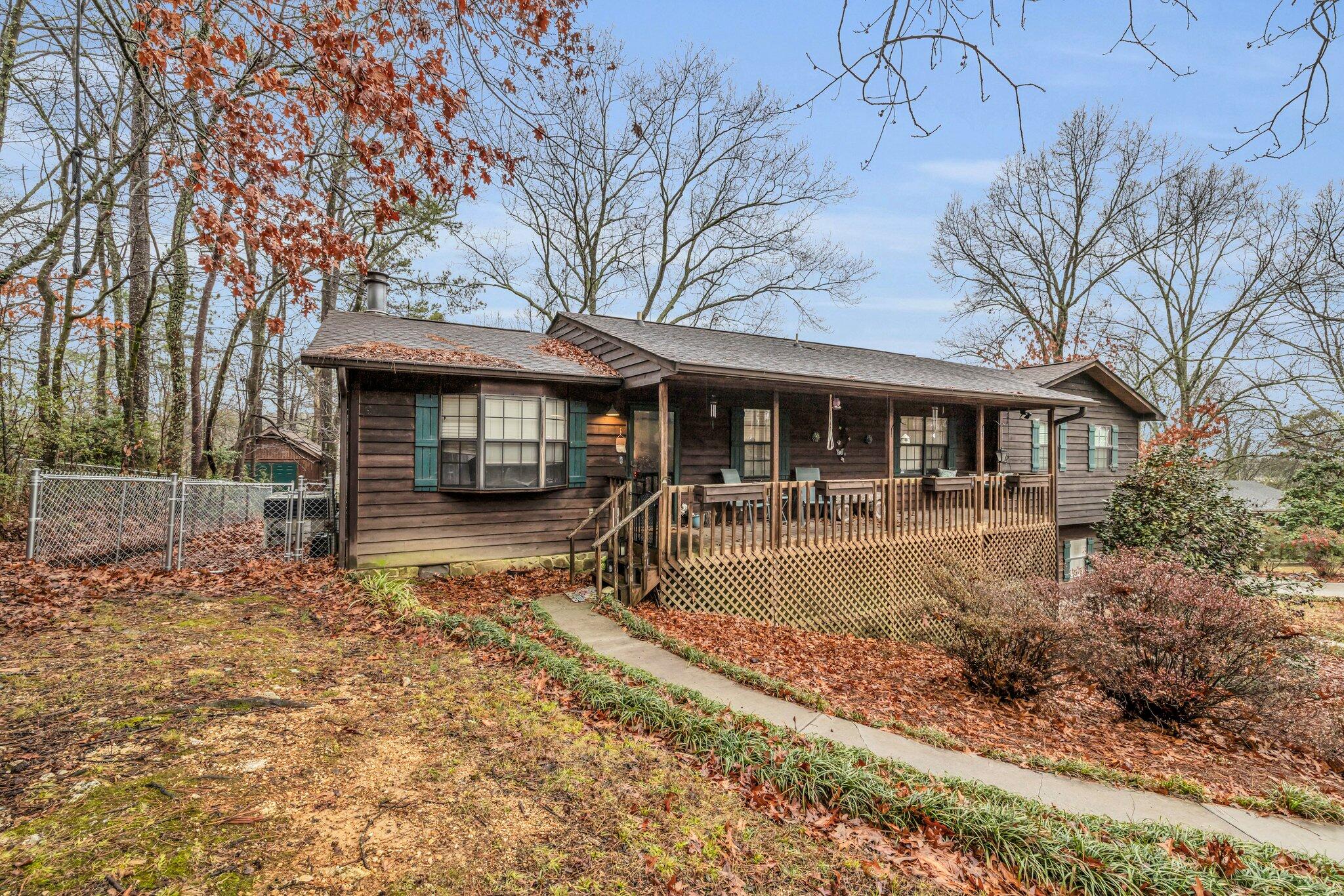 2308 Gale Lane
