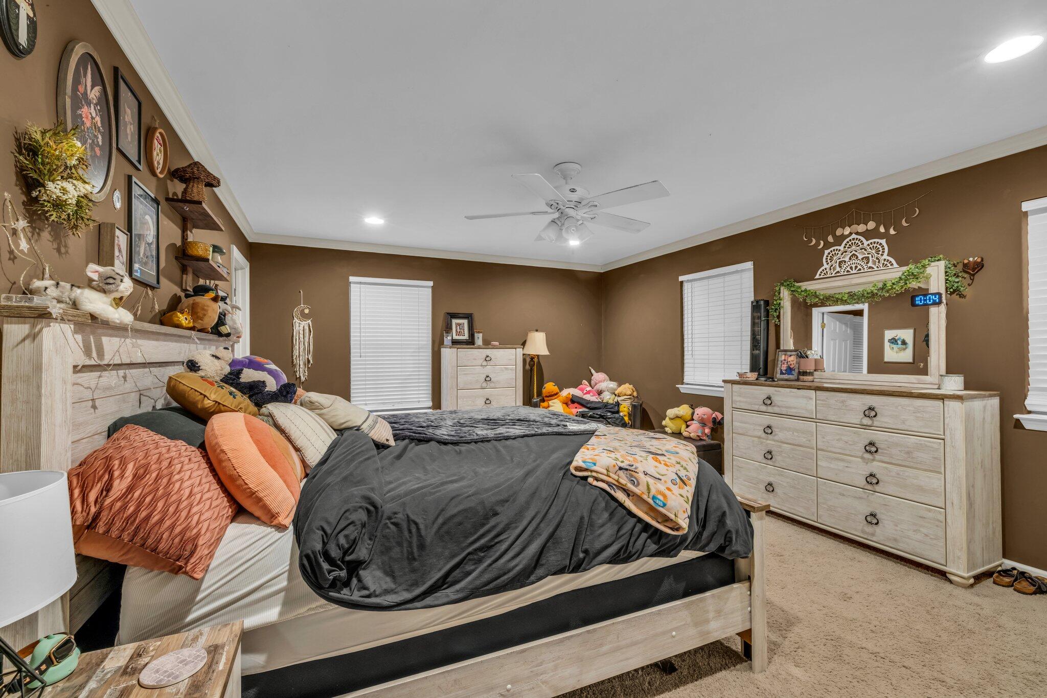 2308 Gale Lane