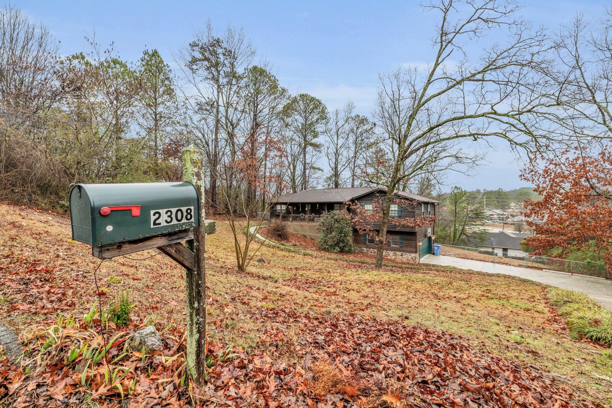 2308 Gale Lane