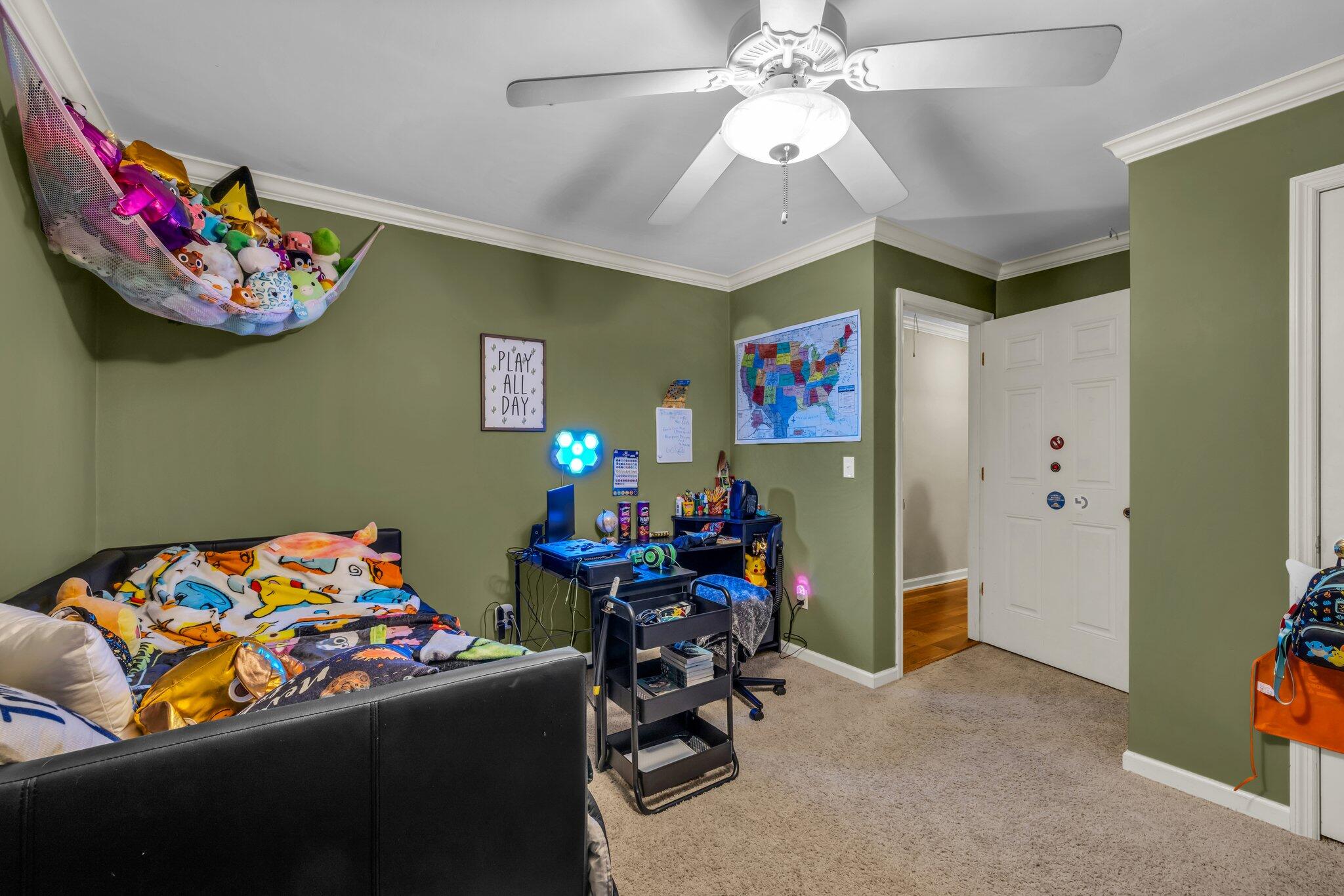 2308 Gale Lane