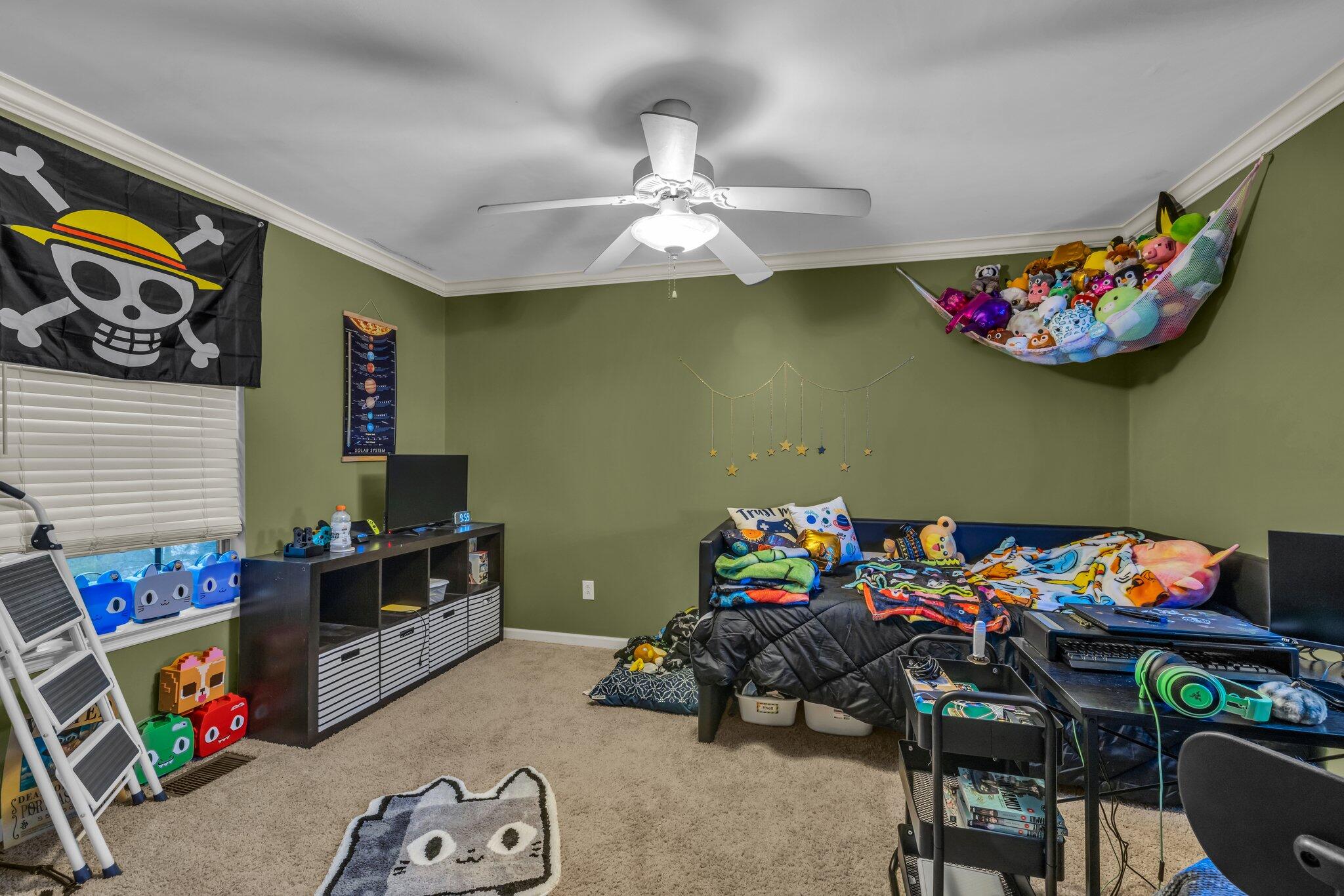 2308 Gale Lane