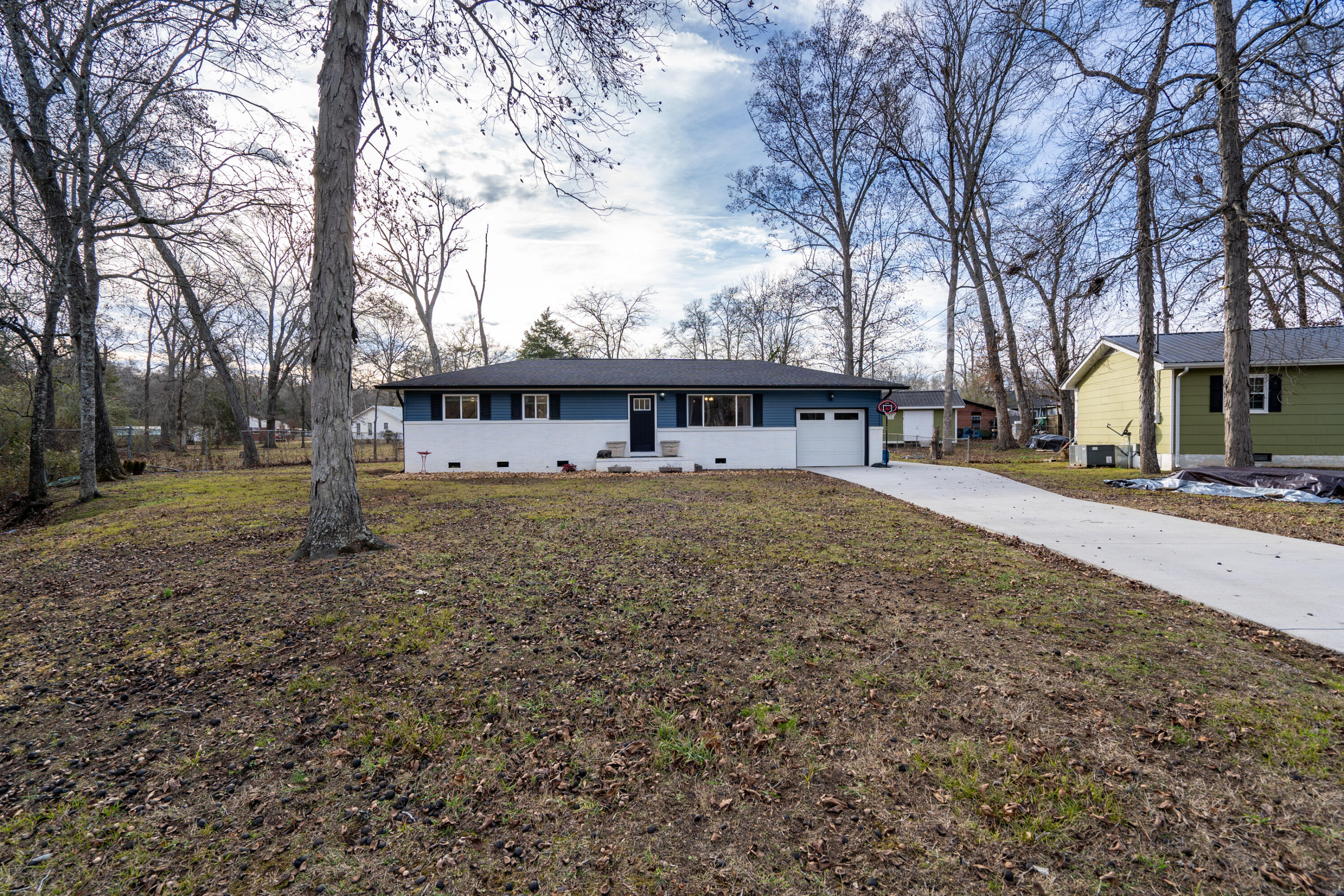 38 Elaine Cir