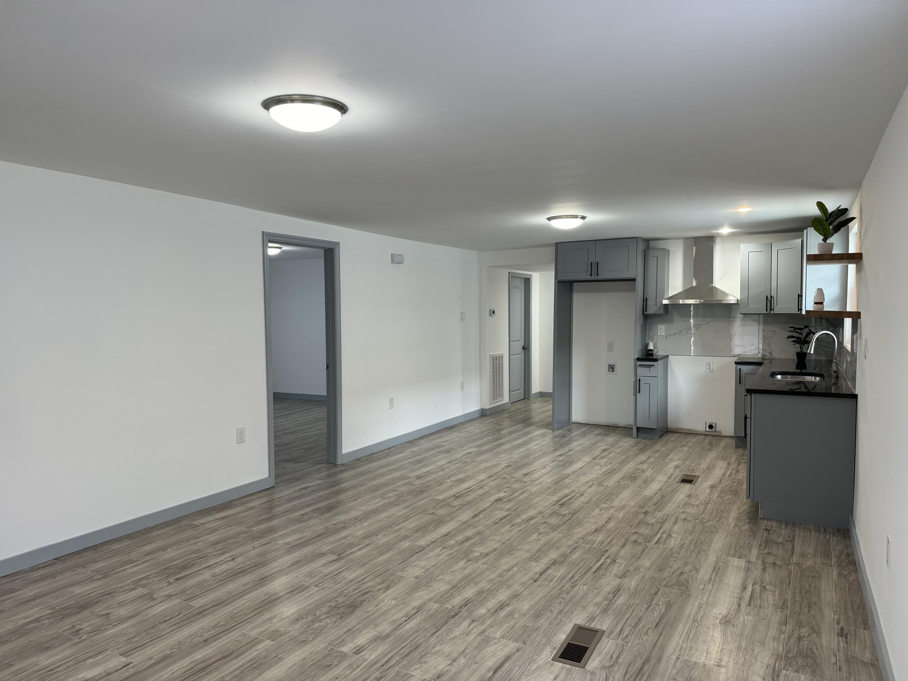 1615 E 50th Street