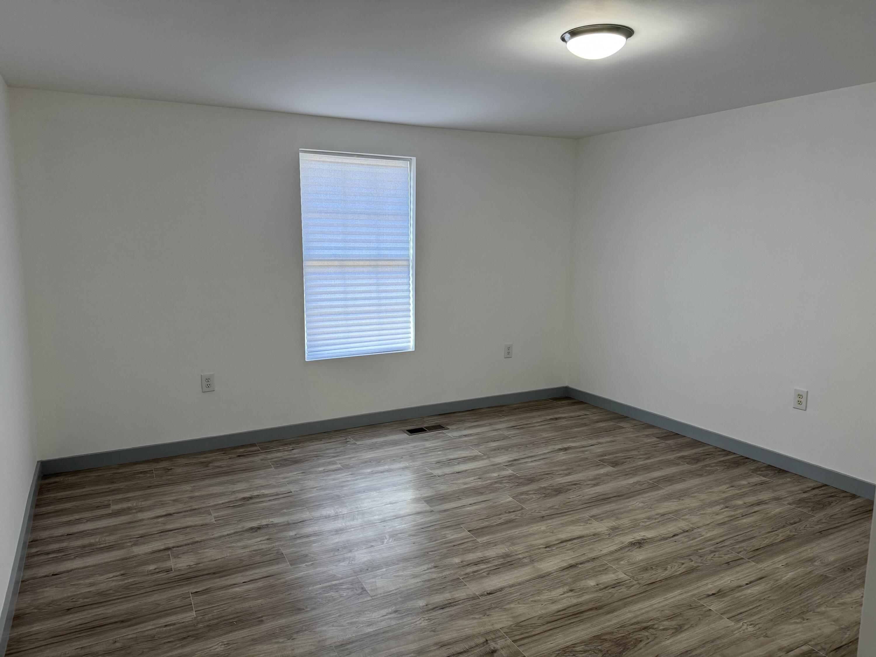 1615 E 50th Street