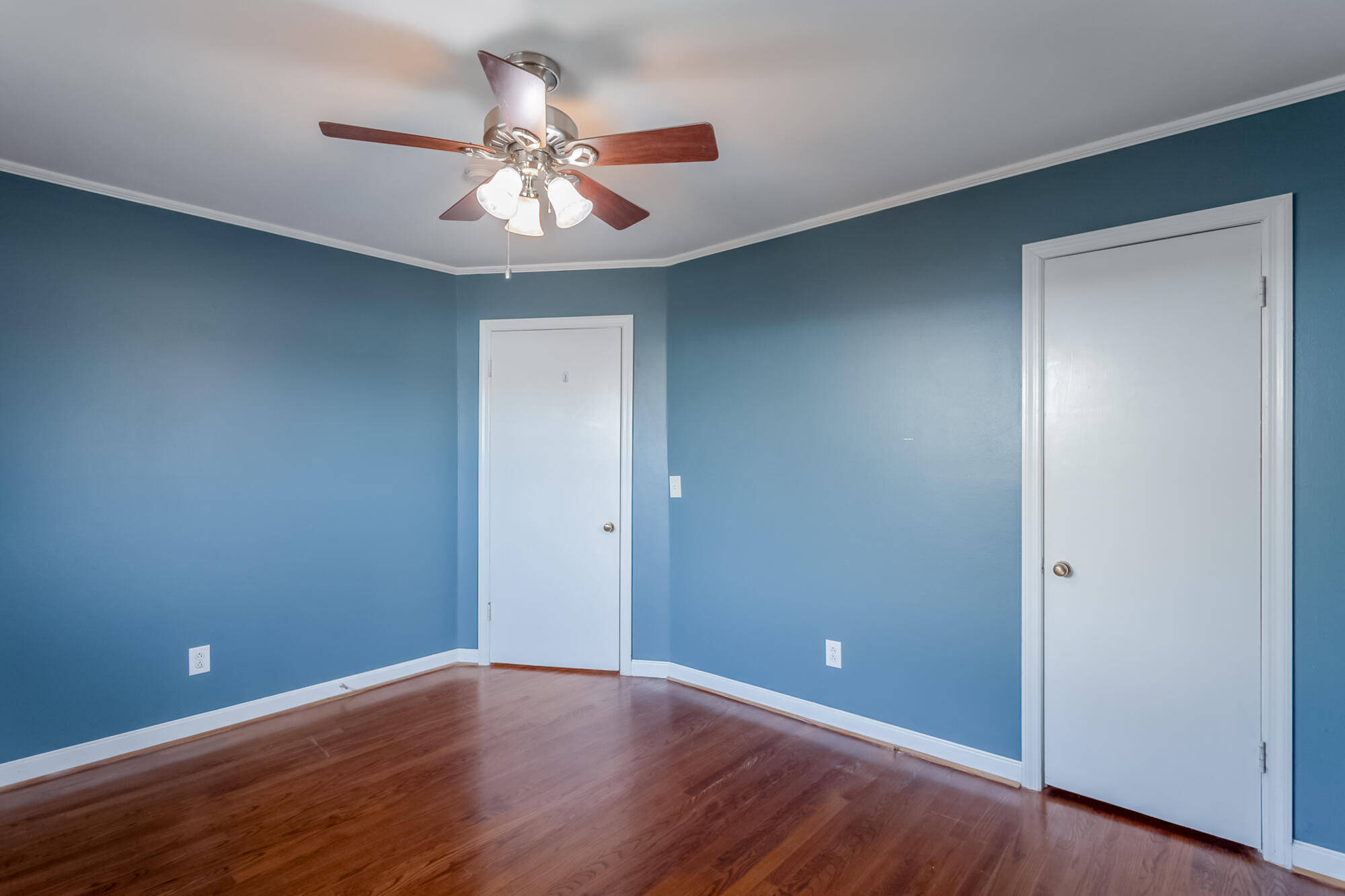 512 Neal Drive