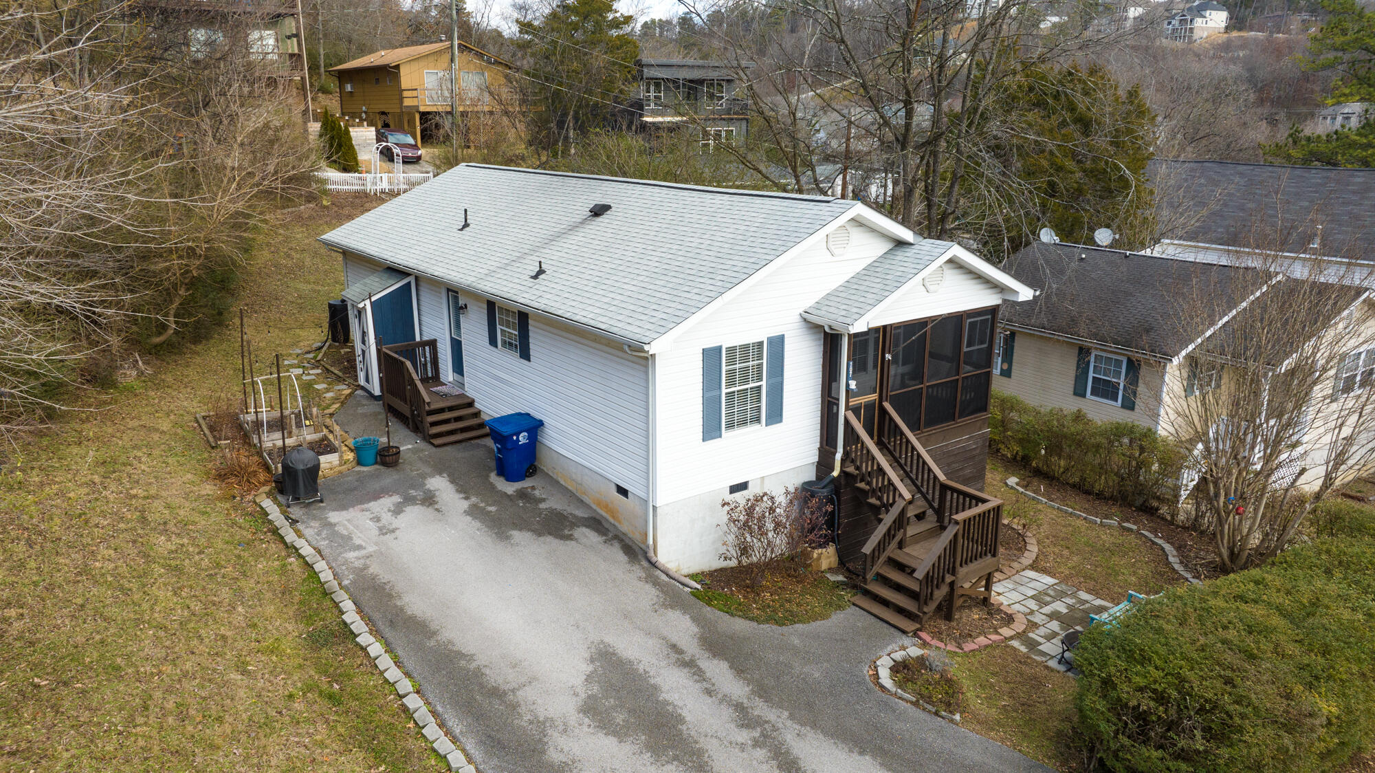 107 Lawn Street