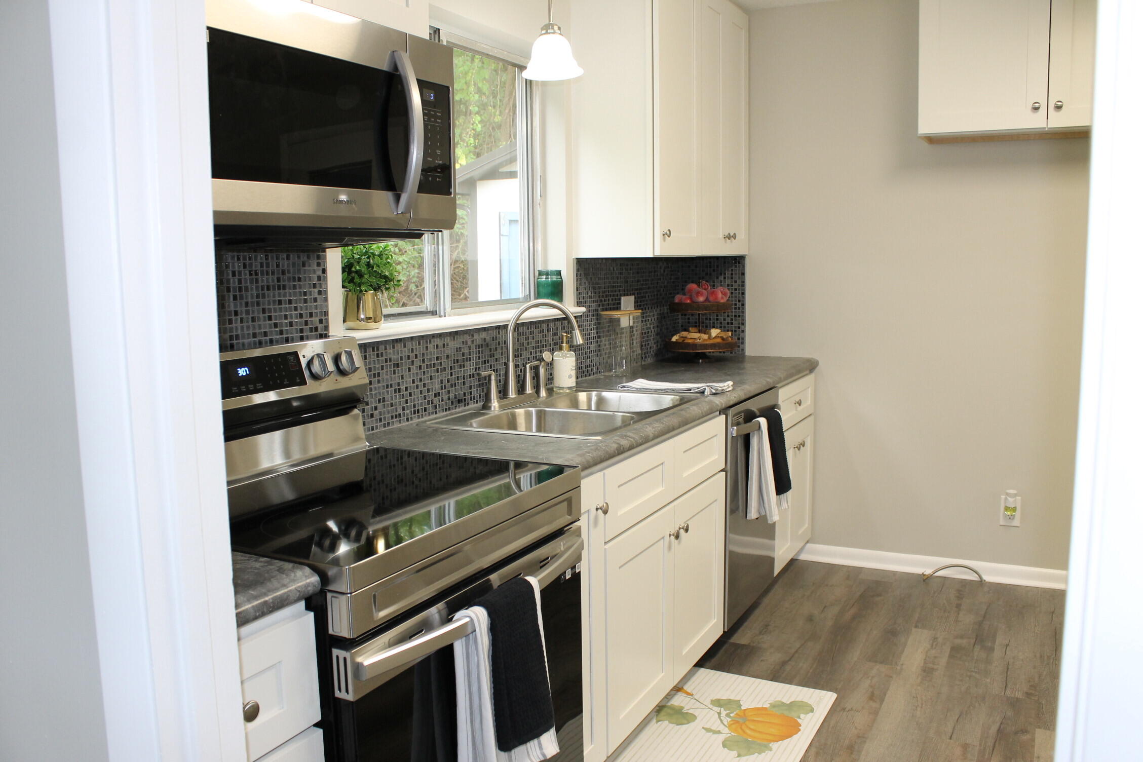 5836 Moody Sawyer Rd