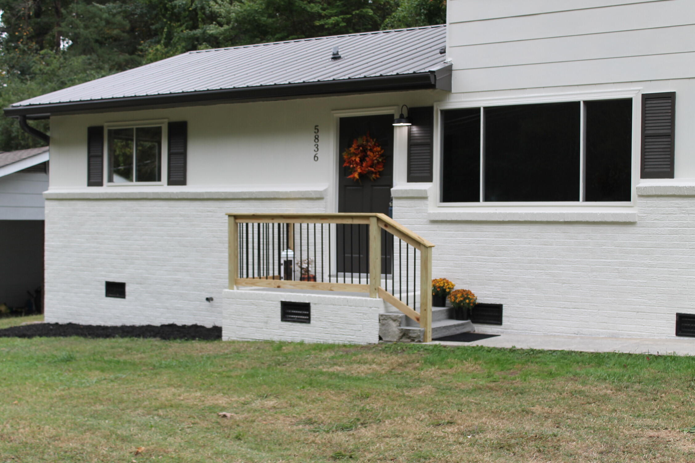 5836 Moody Sawyer Rd