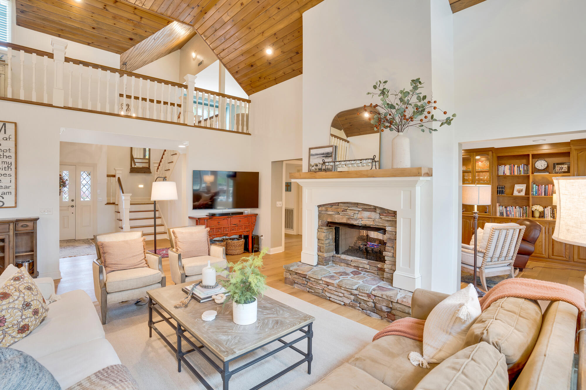 528 Picture Ridge Drive